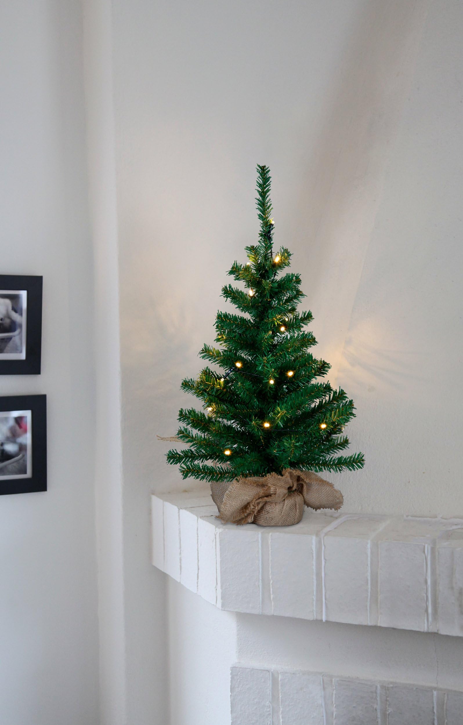 Amazon.de: EGLO knstlicher Weihnachtsbaum 60 cm fr innen, Deko-Tannenbaum  mit LED-Beleuchtung warmwei und Timer, batteriebetriebener Kunstbaum