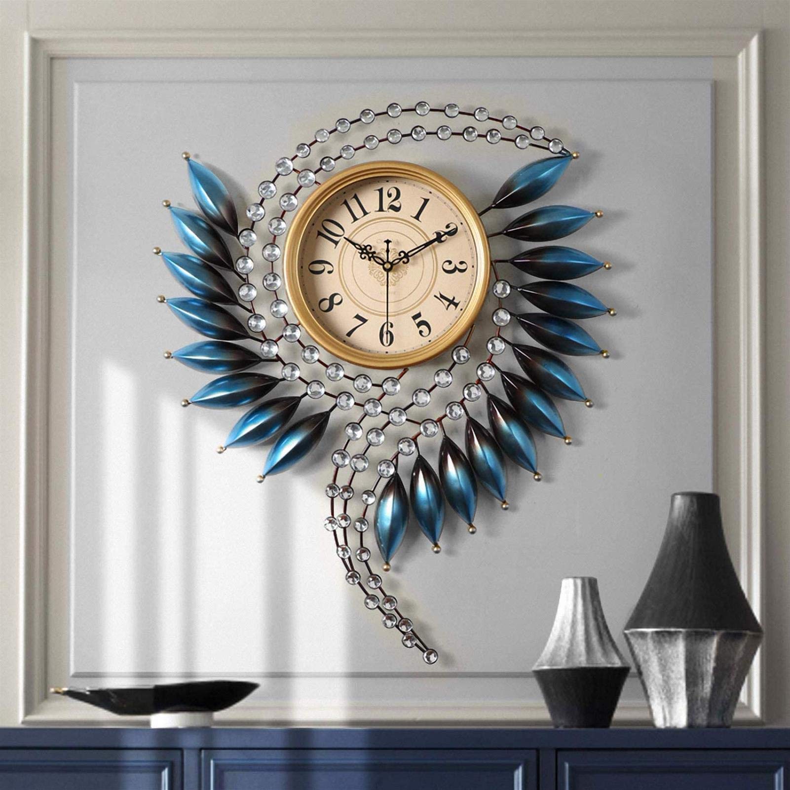 Horloge murale en métal cristal, création artistique de prestige
