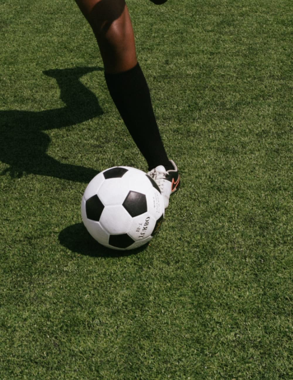 Football Notebook: Beautiful wide ruled Soccer illustration. Perfect gift for Football or soccer lovers