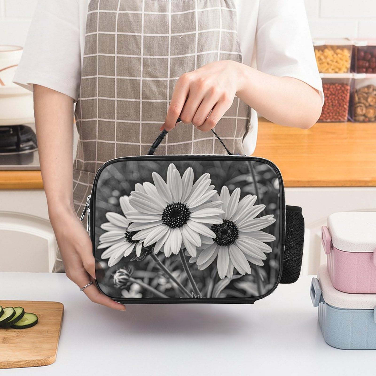 Amazon.com: Lunch Bag Black And White Flowers Lunch Box for  display picture 2