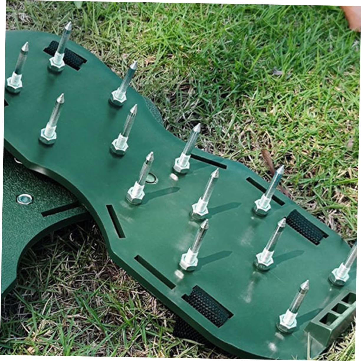 120pcs Lawn Aerator Shoe Spikes Heavy Duty Metal Pegs for Soil Loosening Aeration for Gardens Lawns and Flower Beds Easy to Use