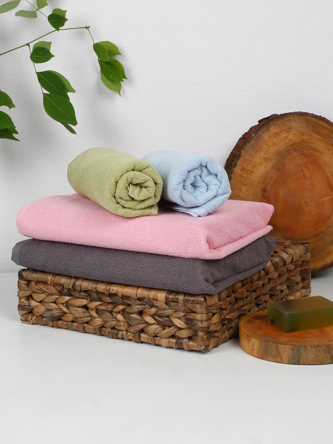 Amazon Brand - Solimo Super Soft Microfiber Hand Towel | Set of 4 (Grey, Pink, Green, Light Blue) (B0CVRYGC66) Amazon Price History, Amazon Price Tracker