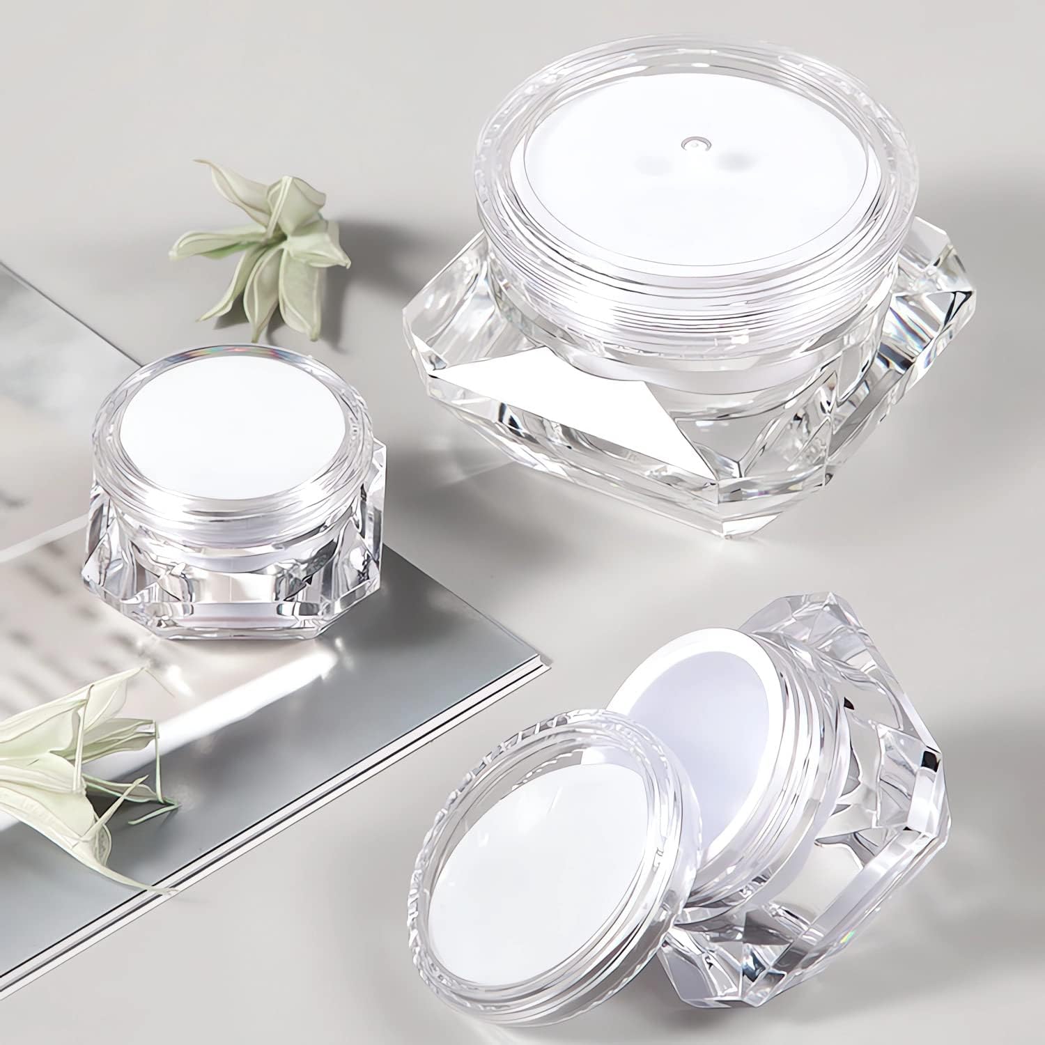 Paquete de 20 tarros plástico for cosméticos con forma diamante(20ml)