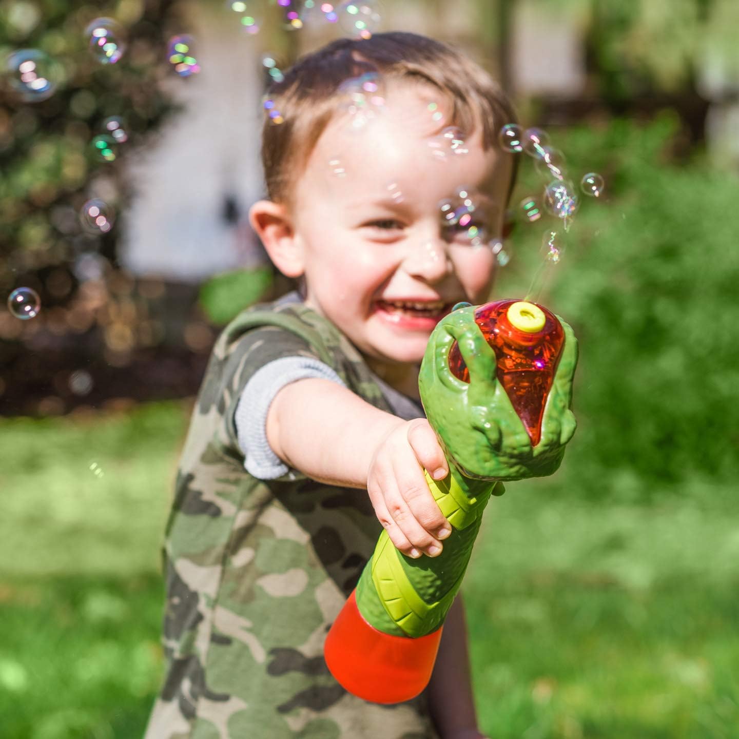 Maxx Bubbles Dinosaur Bubble Wand – Light Up Bubble Blower Toy with Sounds | Outdoor Summer Fun for Kids | Party Favor and Great Gift – Sunny Days Entertainment