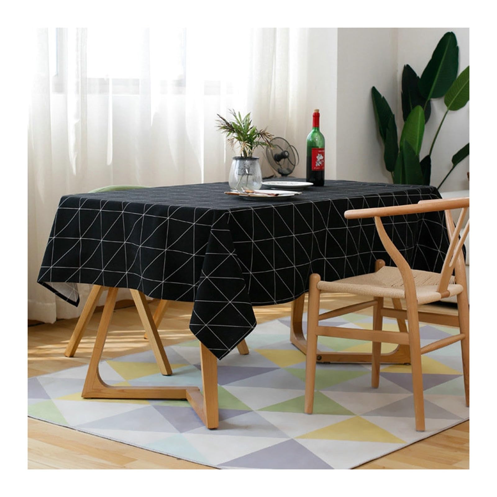 Nappe de table anti-tache noire 135x135 avec protection imperméable et lignes géométriques