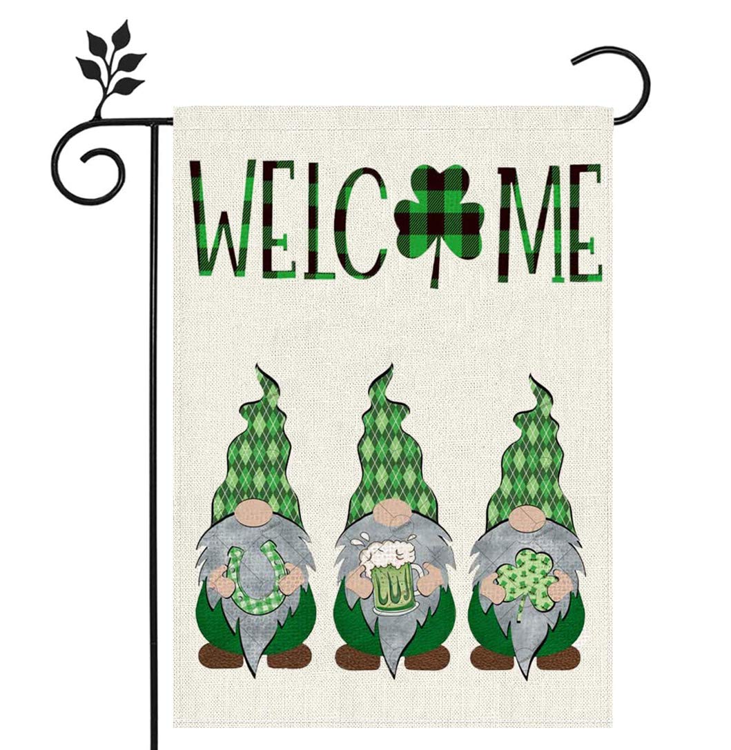 St Patrick's Day Garden Flag Welcome Gnome Flag Vertical Double Sided Gnome Shamrock Yard Flag Holiday Decorative Garden Flag for St Patrick's Day Outdoor Decoration, 12.5 x 18 Inches