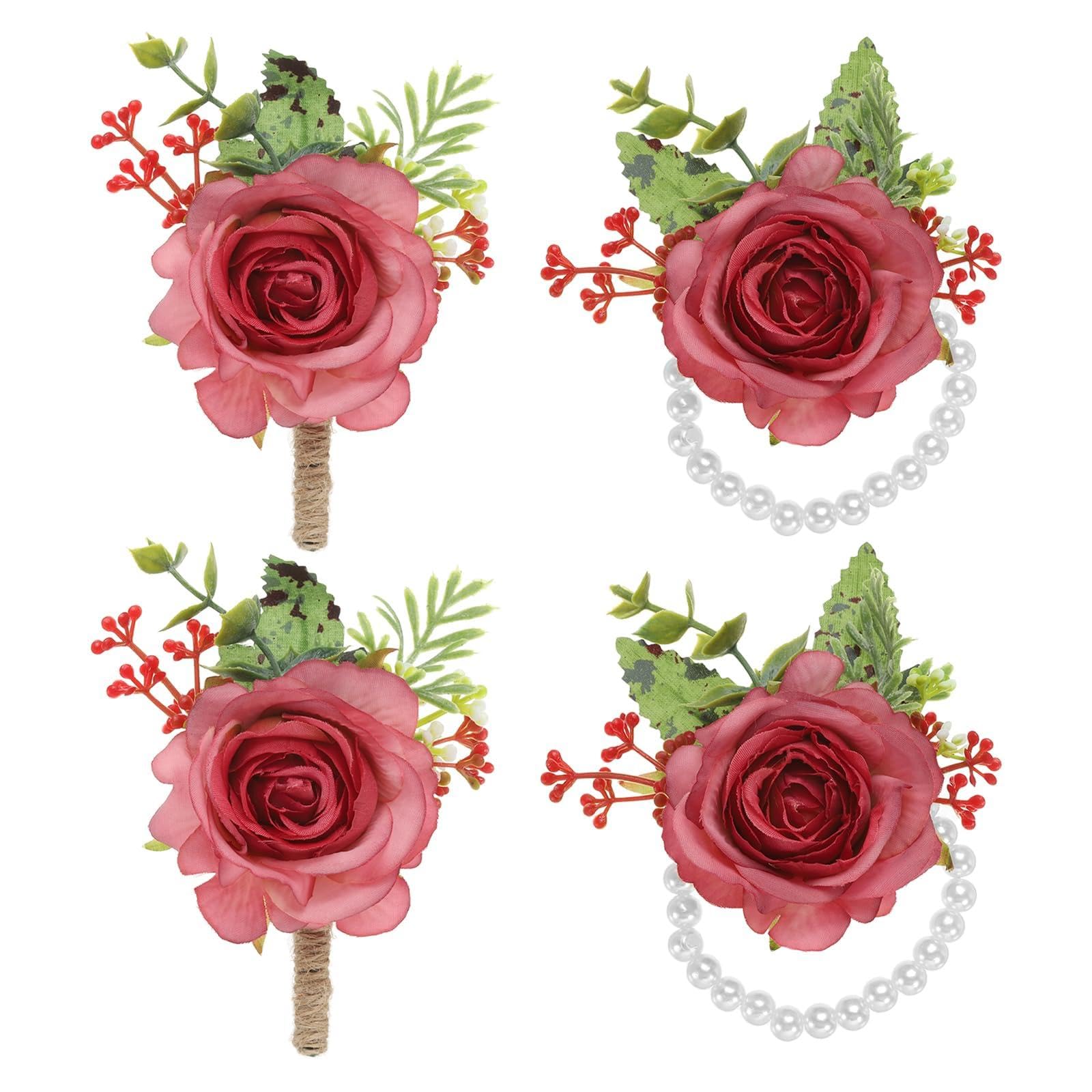 Corsage poignet rose artificielle avec perles pour embellir un mariage romantique