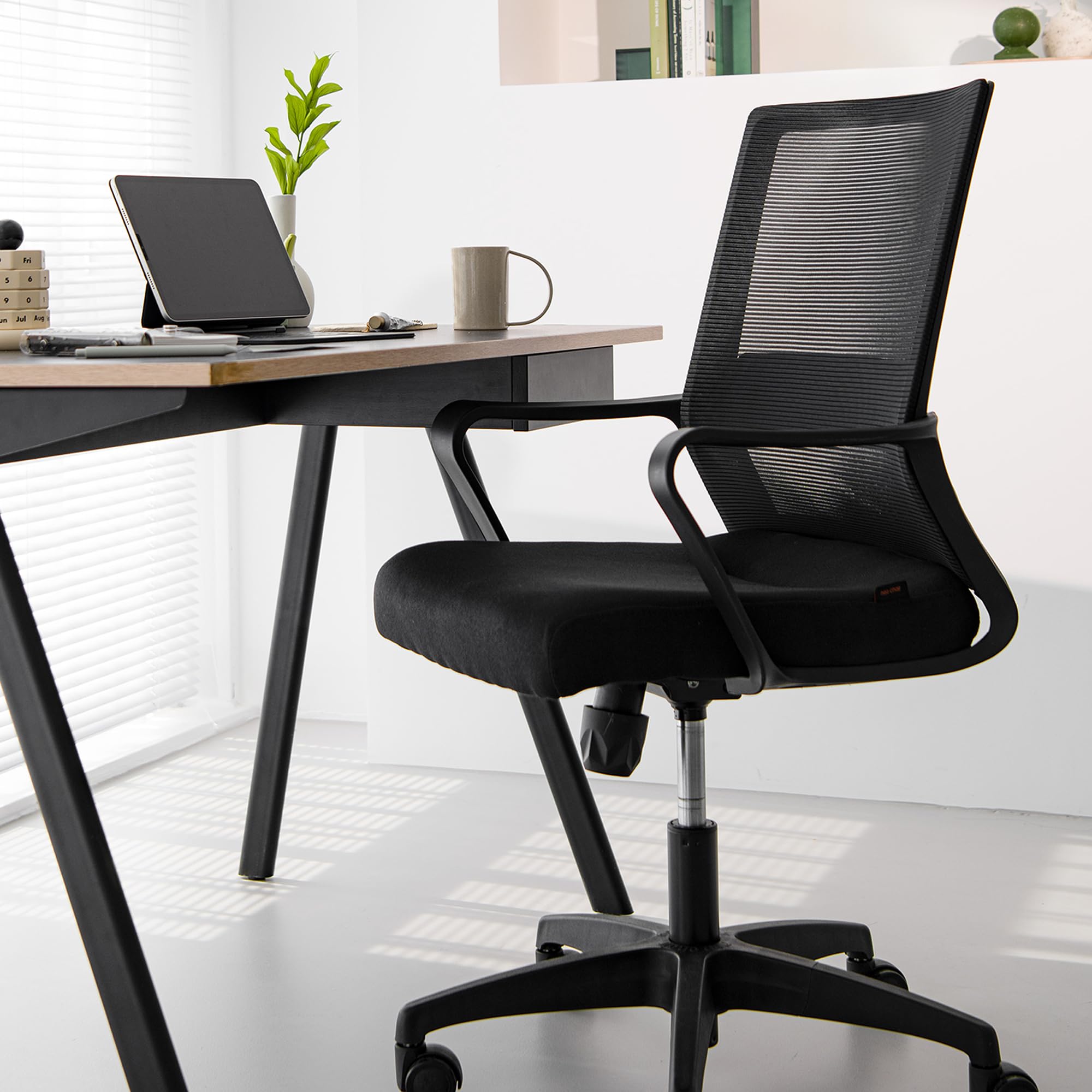 Amazon.co.jp: 【涼しげメッシュ＆幅広肉厚クッション】 NEOCHAIR 