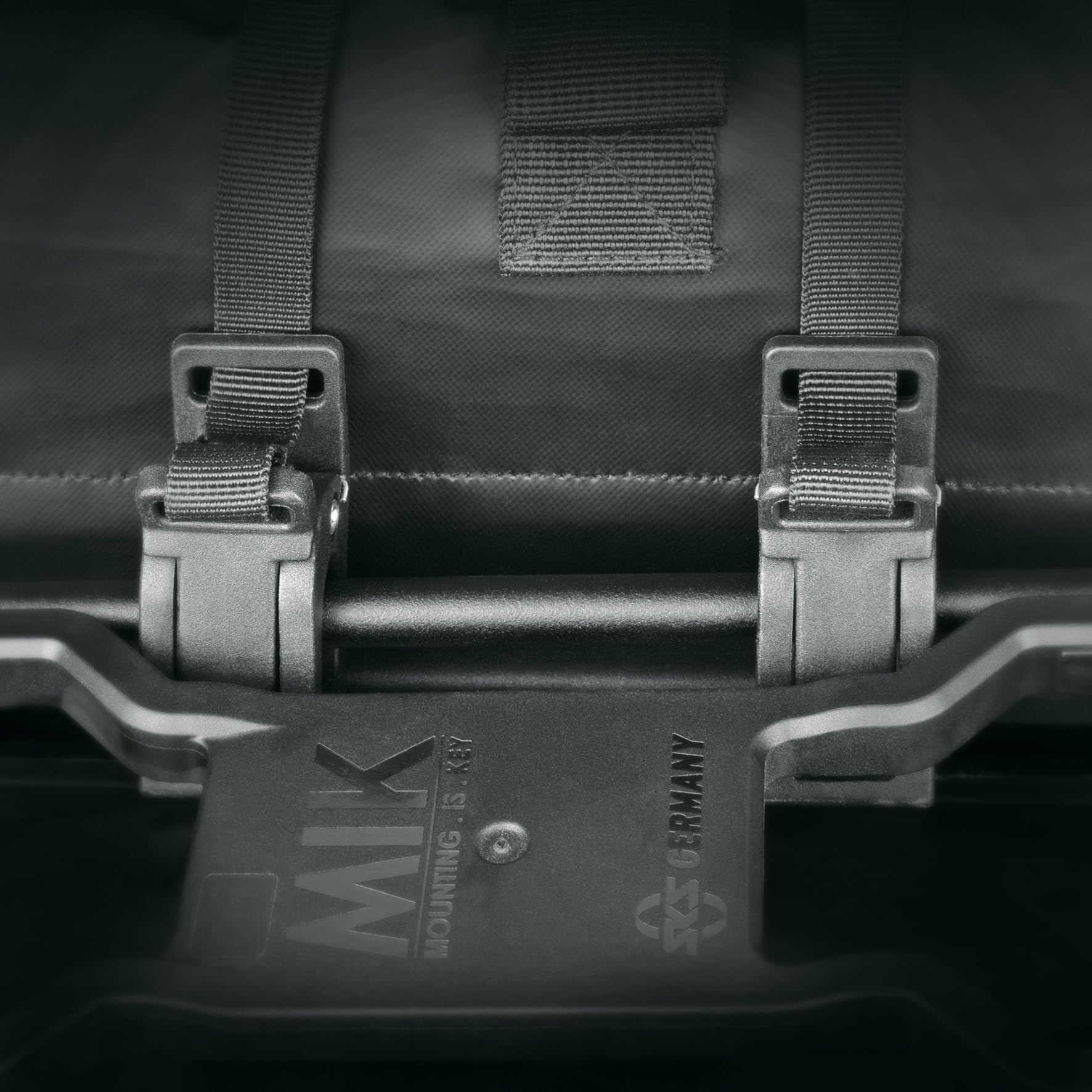 SKS GERMANY Infinity Urban Sidebag torba na bagażnik (torba rowerowa, torba boczna na bagażnik, wodoodporna, kieszeń na laptopa, rolowana, paski odblaskowe, może być również używana jako torba na