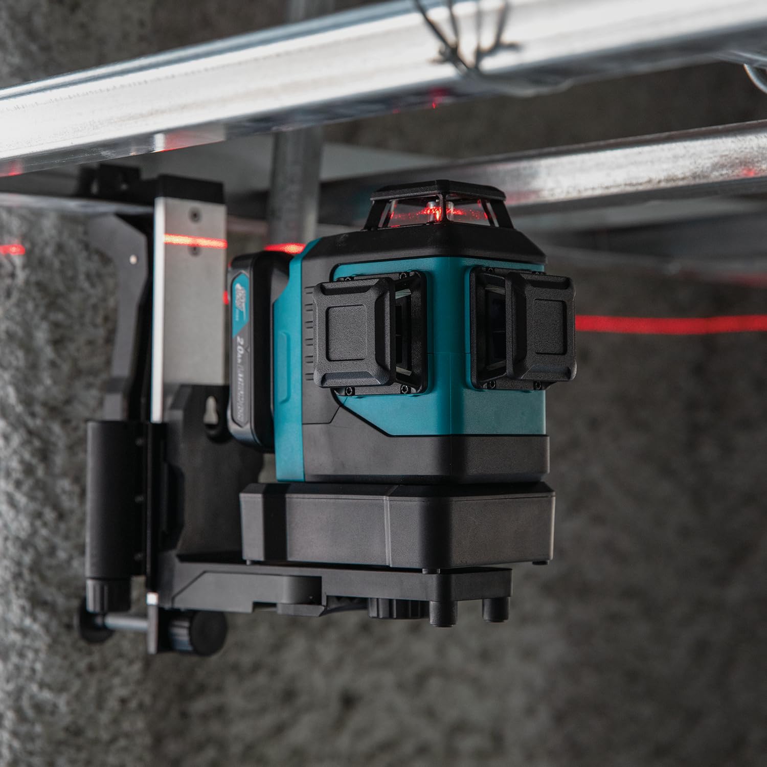 Makita SK700D 12V max CXT Lithium-Ion Cordless Self-Leveling 360° 3-Plane Red Laser, Class II, 635 nm, 2 mW, Tool Only