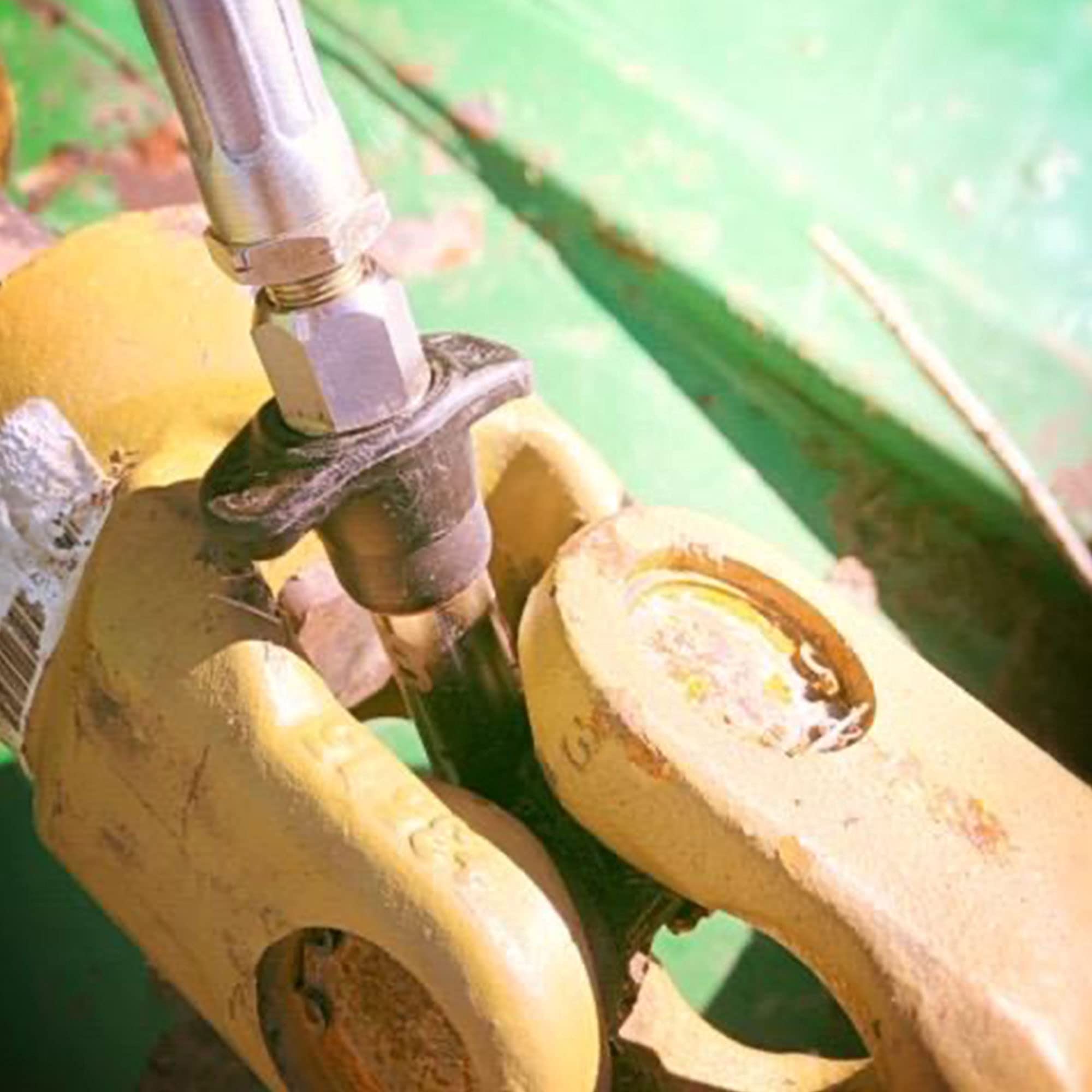 Macnaught KY Plus Safety Grease Coupler Smallest Diameter Bore on