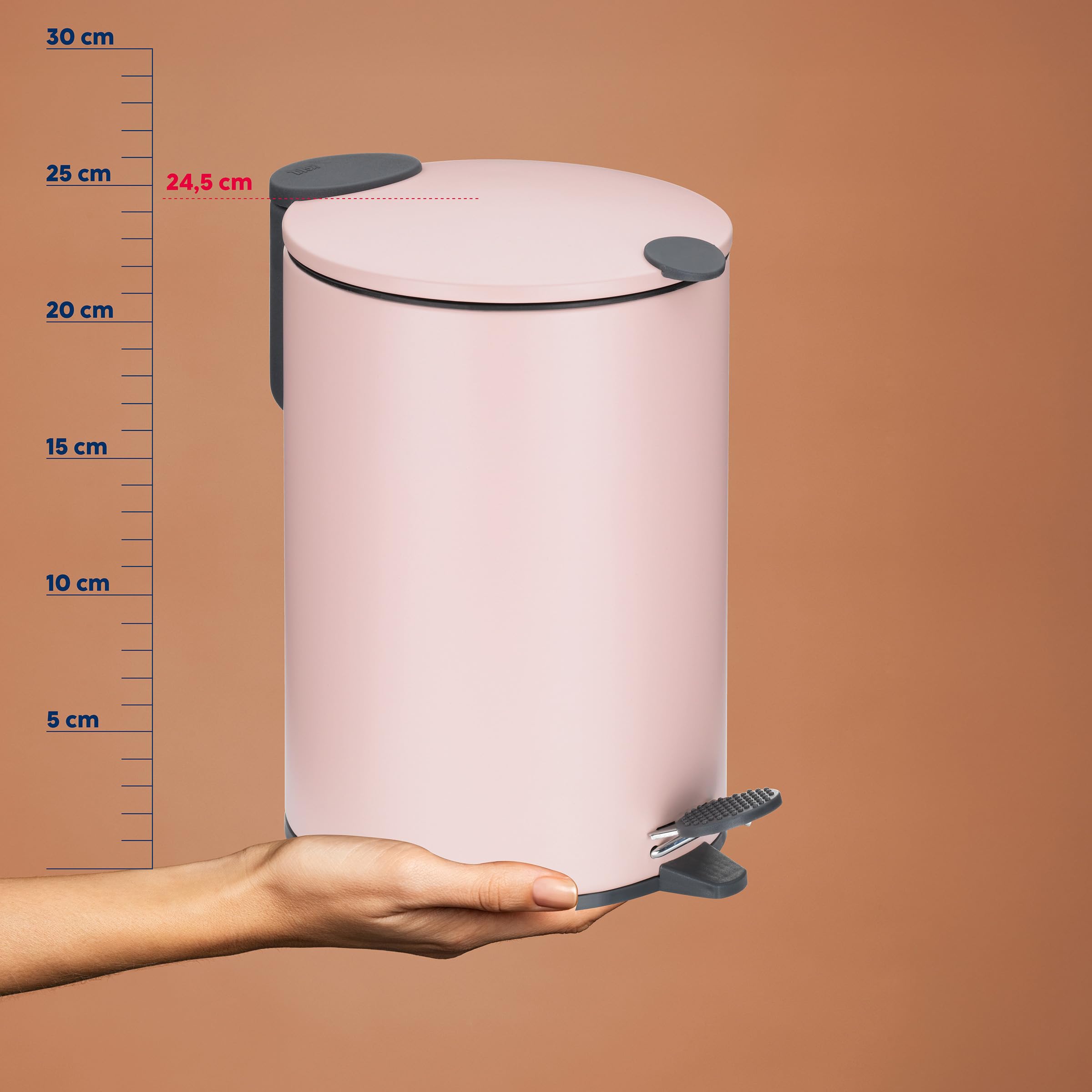 kela Secchio per cosmetici 3 l rosa opaco, coperchio Silent Close, pattumiera a pedale per bagno MATS, pattumiera da bagno con secchio interno e manico per il trasporto