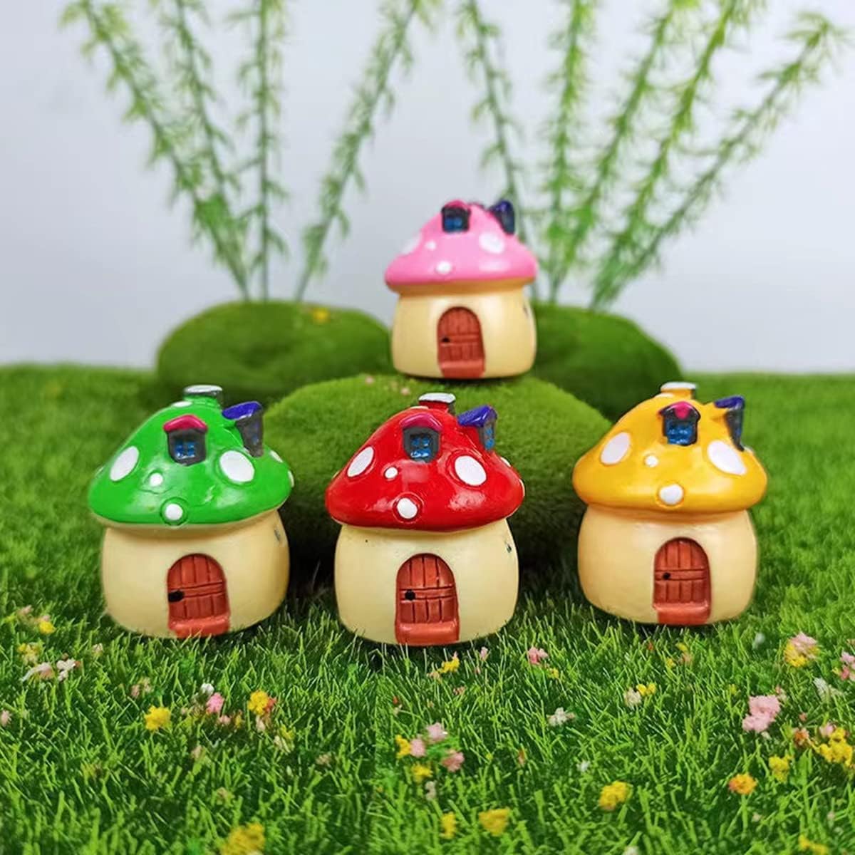 4Pcs Mushroom Fairy House Figurines, Mini Ornament Kit for Fairy Garden