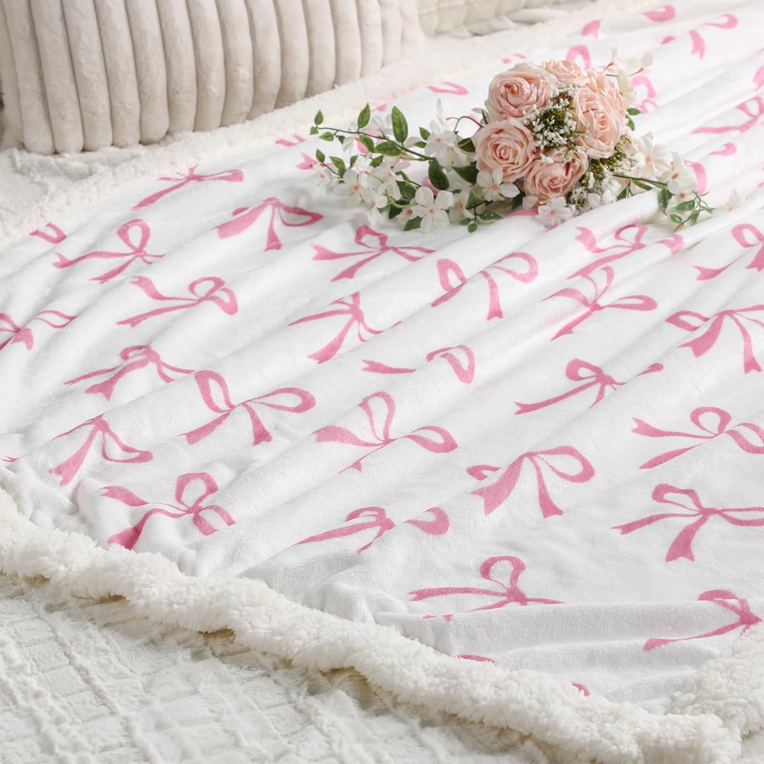 Tegeme Pink Bow Throw Blanket Sherpa Fleece Preppy Coquette Flannel Bow Blanket for Wife Daught Women Gift White Plush 50" x 60" Aesthetic Soft Gift for Valentines Spring Bedding Bed Sofa Couch