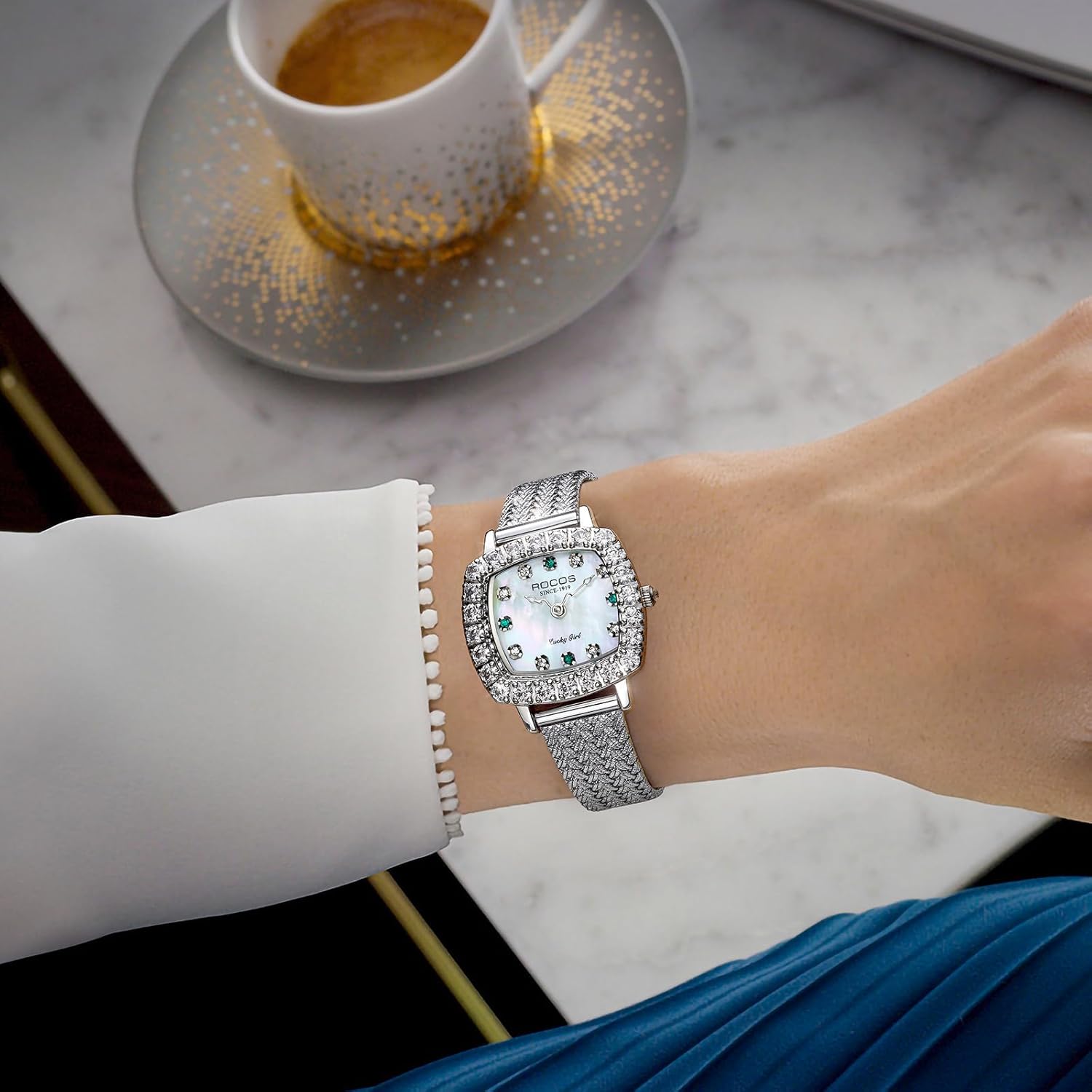 Fashion Luxury Square Women's Watch Elegant Diamond-Set case Love Heart Pointer Waterproof Quartz Watch Girlfriend Gift R0264 - Image 5