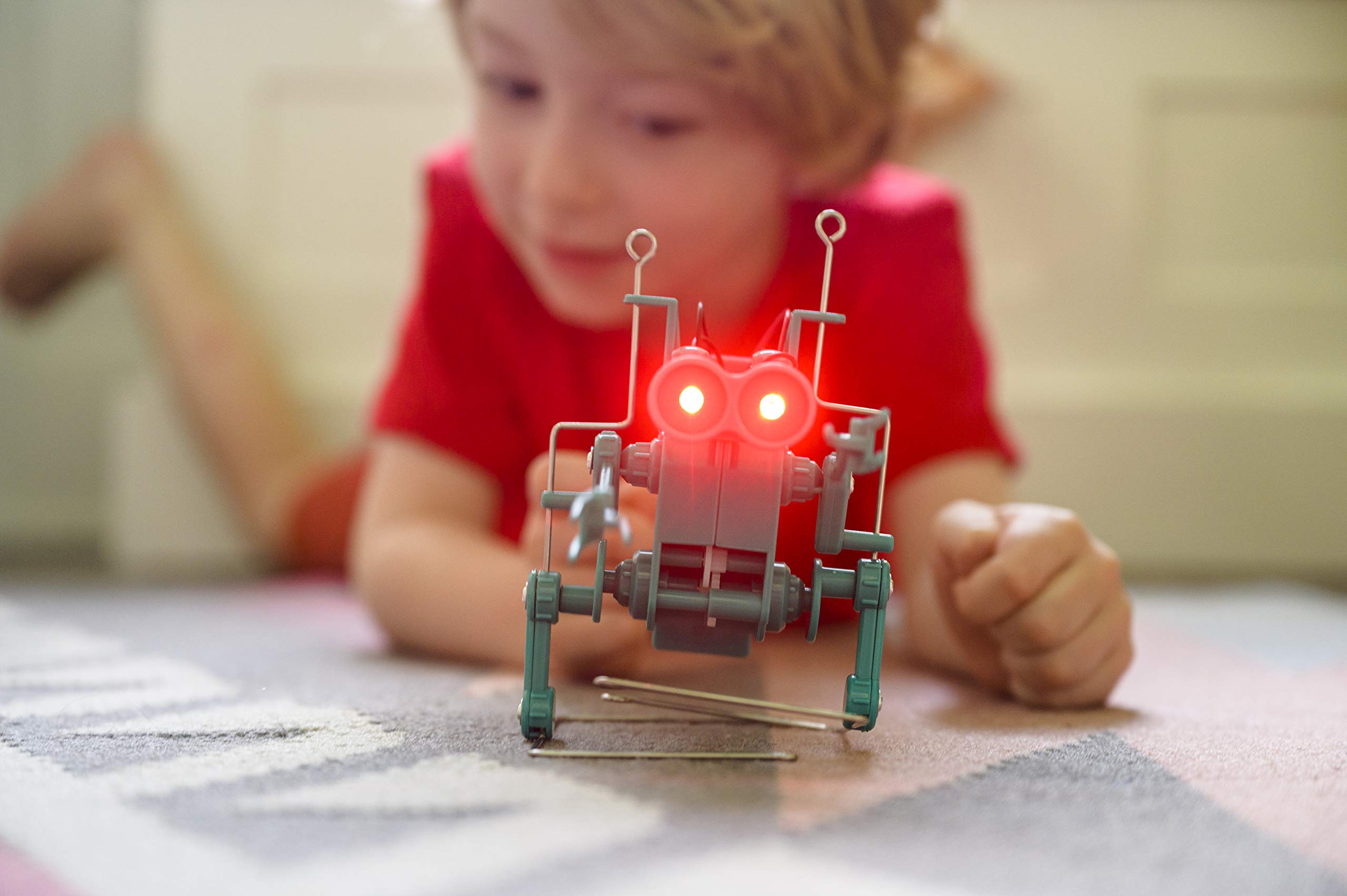 Amazon.com: 4M Wacky Robot from KidzRobotics, Discover Cool