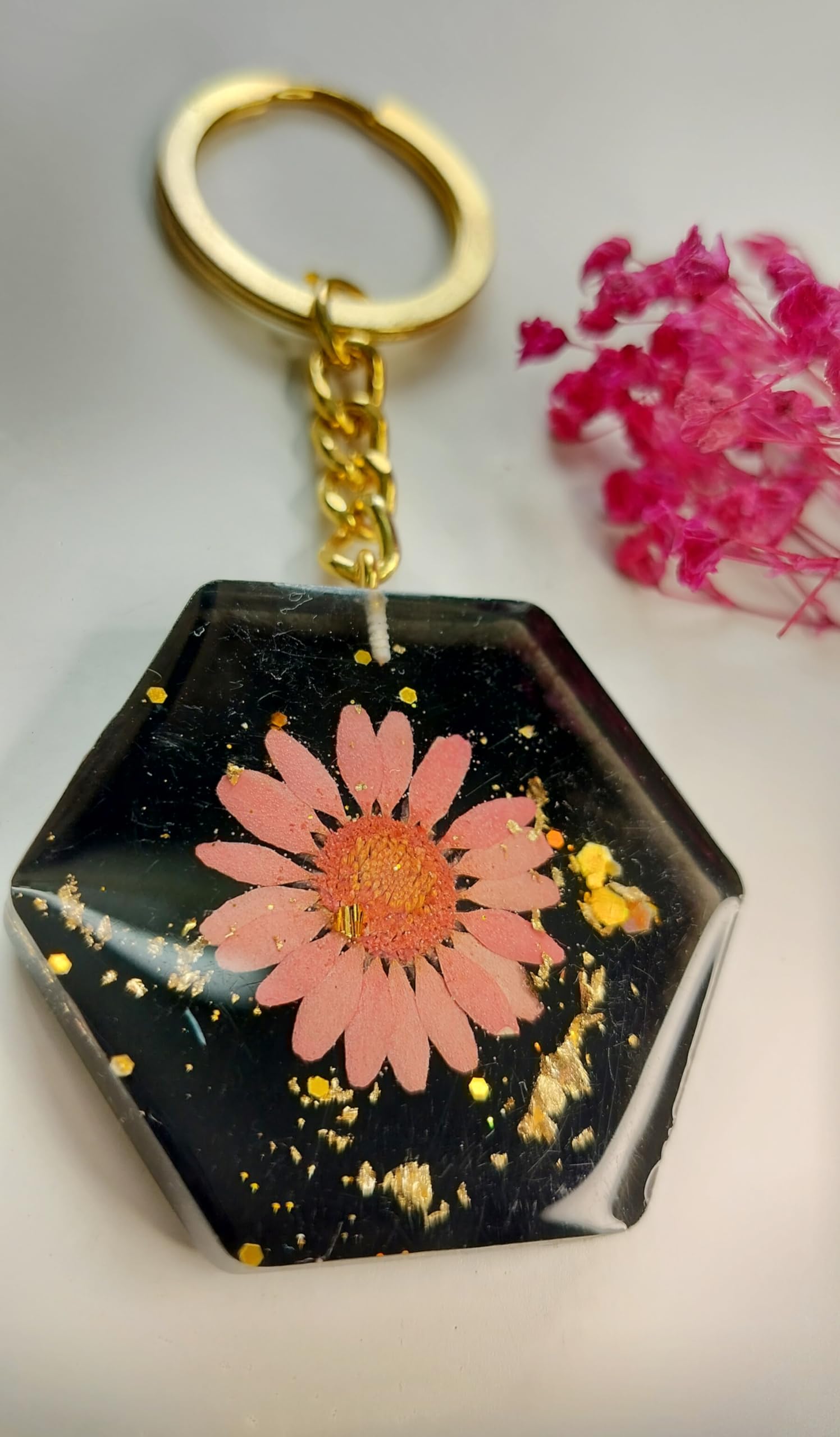 Pressed Real flower Pink Diasy Keychain (black)-picture-17