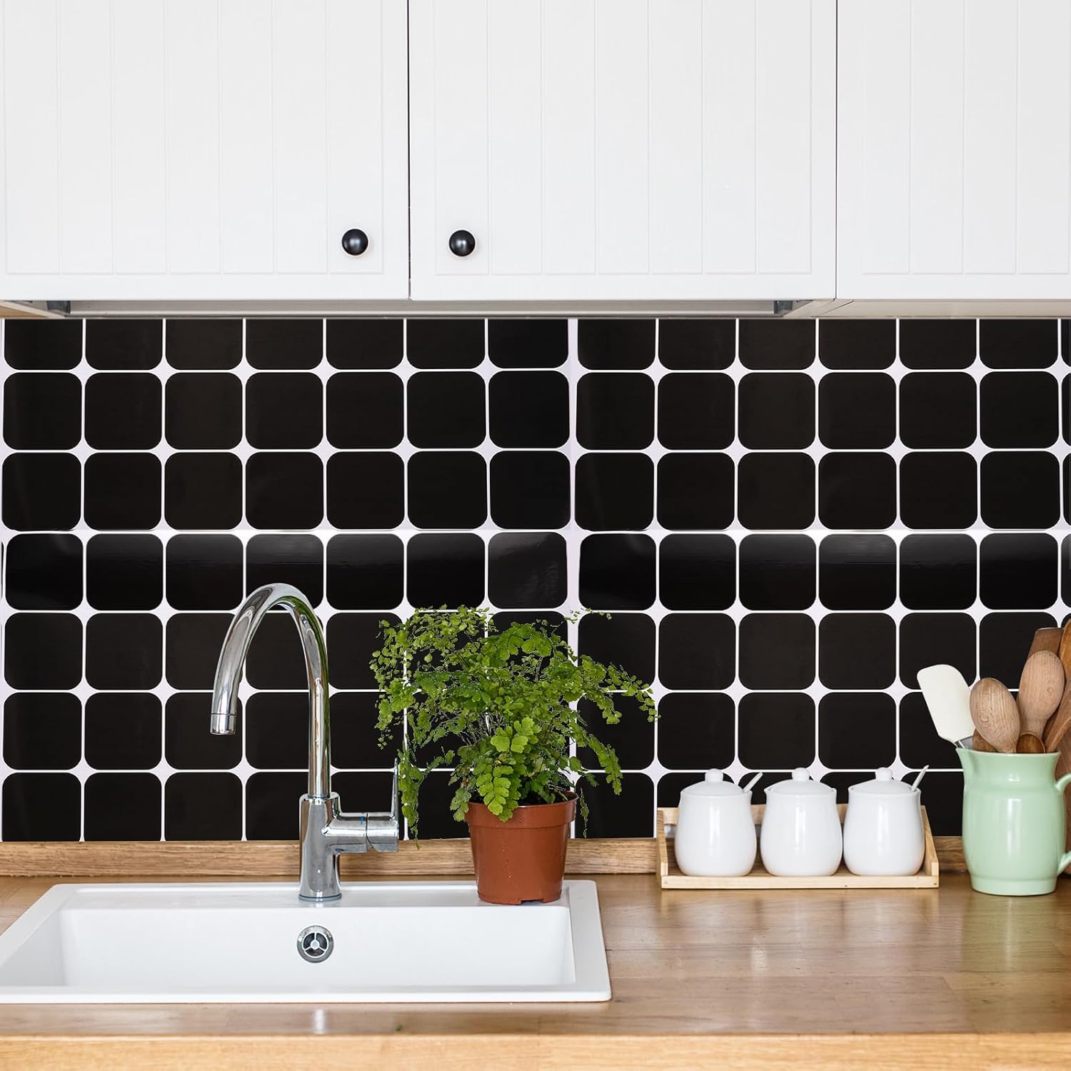 uxcell Black Checkered Wallpaper 15.7" x 197" Glossy Self-Adhesive Plaid Wallpaper Waterproof Peel and Stick Countertop for Home Kitchen Countertop Cabinet Bathroom