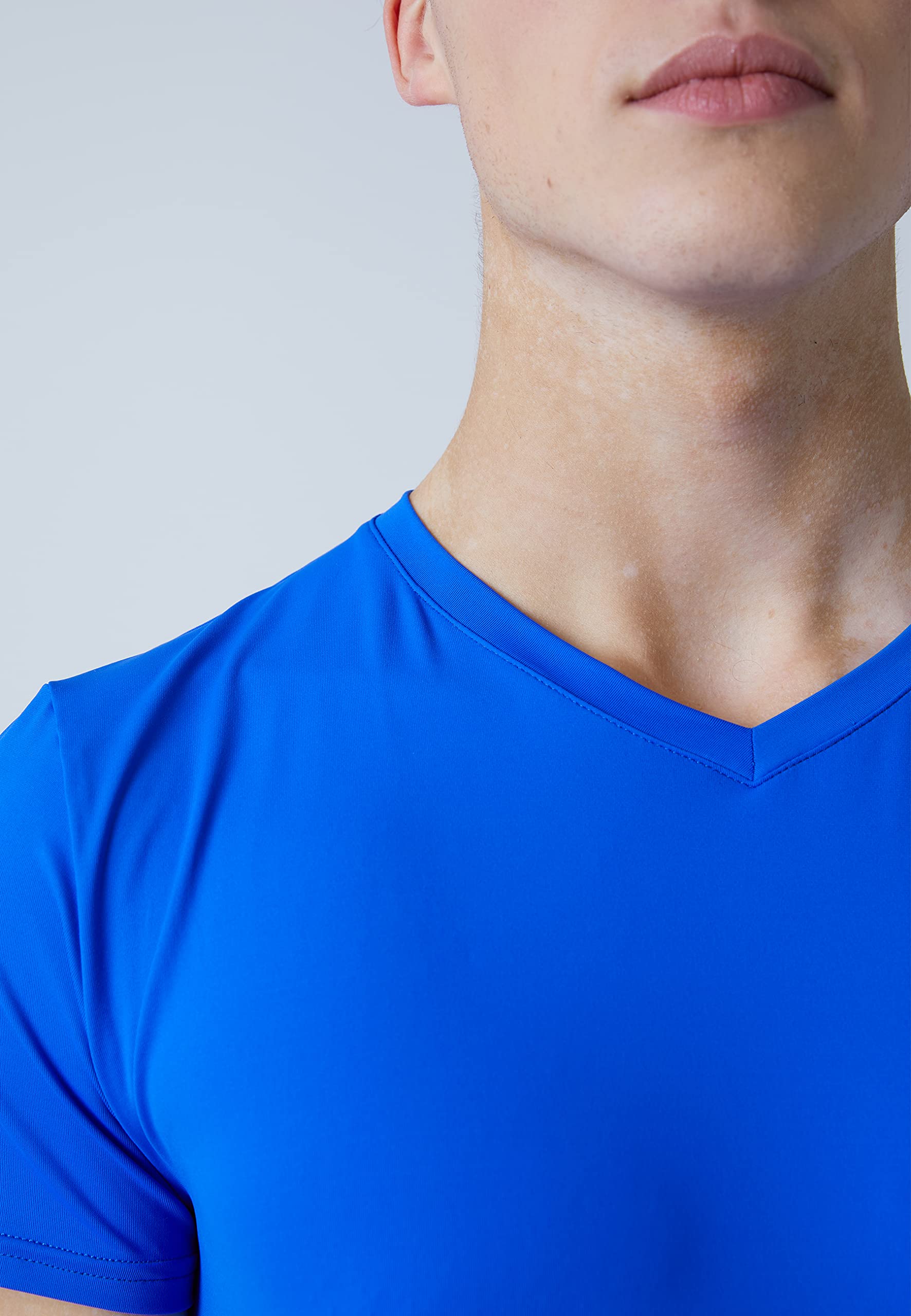 Sportkind Jungen & Herren Tennis, Padel, Running, Fitness T-Shirt V-Ausschnitt, atmungsaktiv, UV-Schutz UPF 50+, Kurzarm