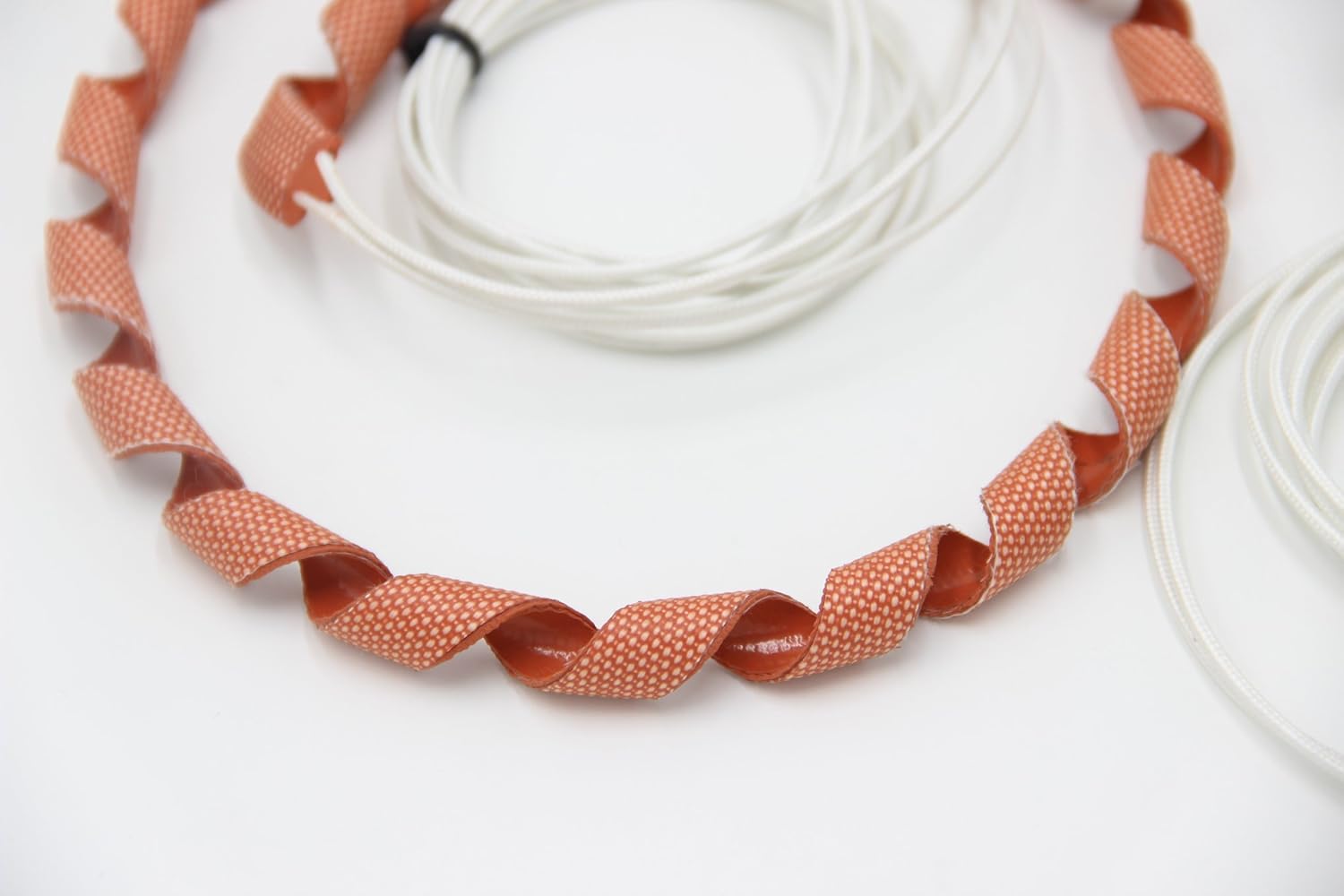 KEENOVO Pre-formed Spiral & Stretchable Silicone Heater for Pipe Line Heating (400mm 50W 120V)