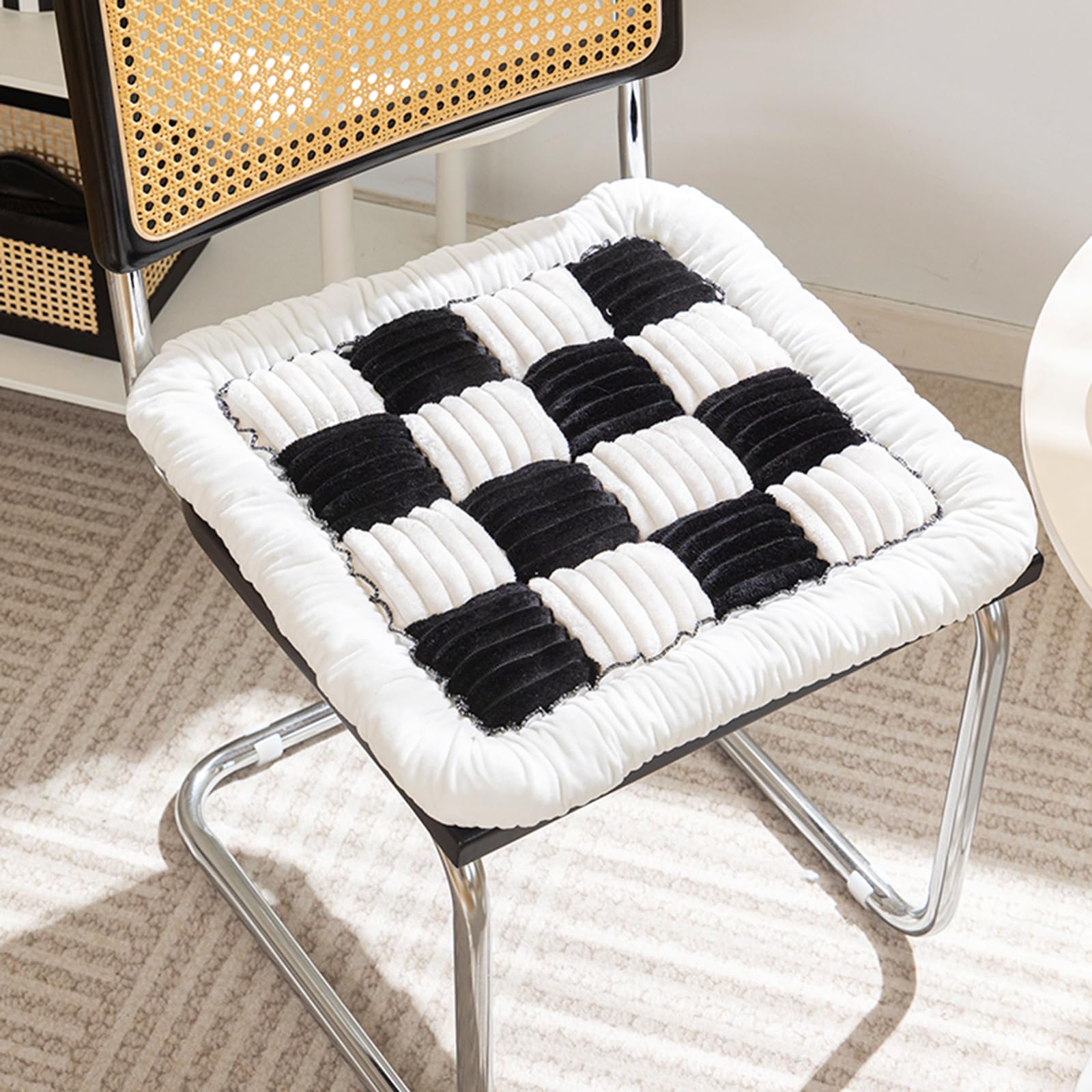 Coussin de chaise en peluche moelleux carré 50x50 intérieur damier