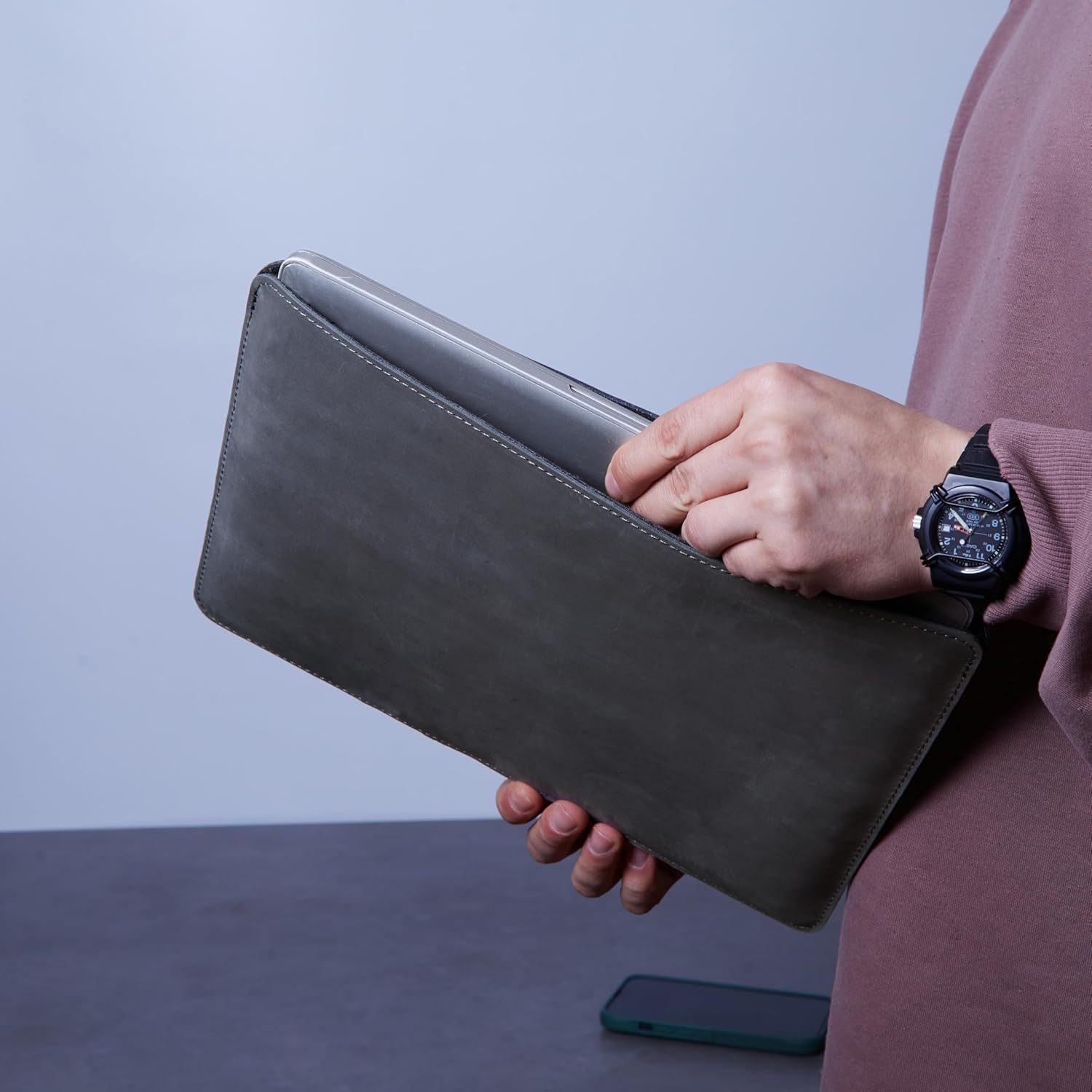 INCARNE MacBook Pro Laptop Sleeve - MacBook Pro Leather Case - Compatible with MacBook Pro 14", Gray