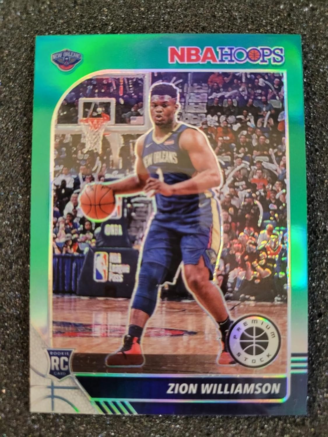 Zion Williamson 2019-20 HOOPS PREMIUM STOCK ROOKIE RC GREEN #258 N.O. PELICANS! - Basketball Cards