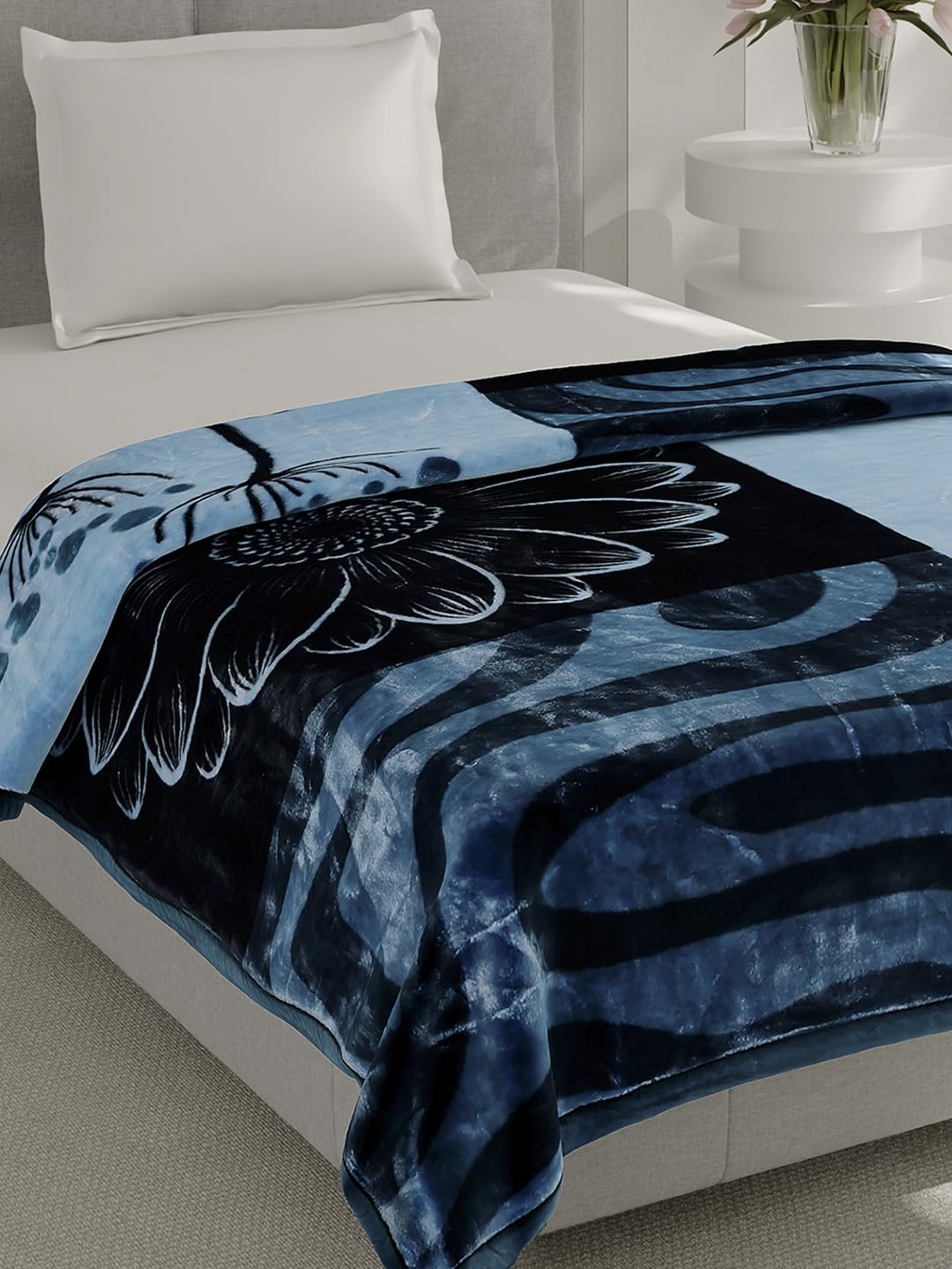 Monte Carlo Single Bed Heavy Winter Blanket Lavish 2 Ply PVC Bag Pack 900 GSM | 3.2 KG (220x160 CM), Blue-image-16