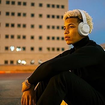 【Mackey様ご予約済】【新品未開封】JBL TUNE 720BT Free Shipping! JBL Tune 720BT Pure Bass Bluetooth Wireless