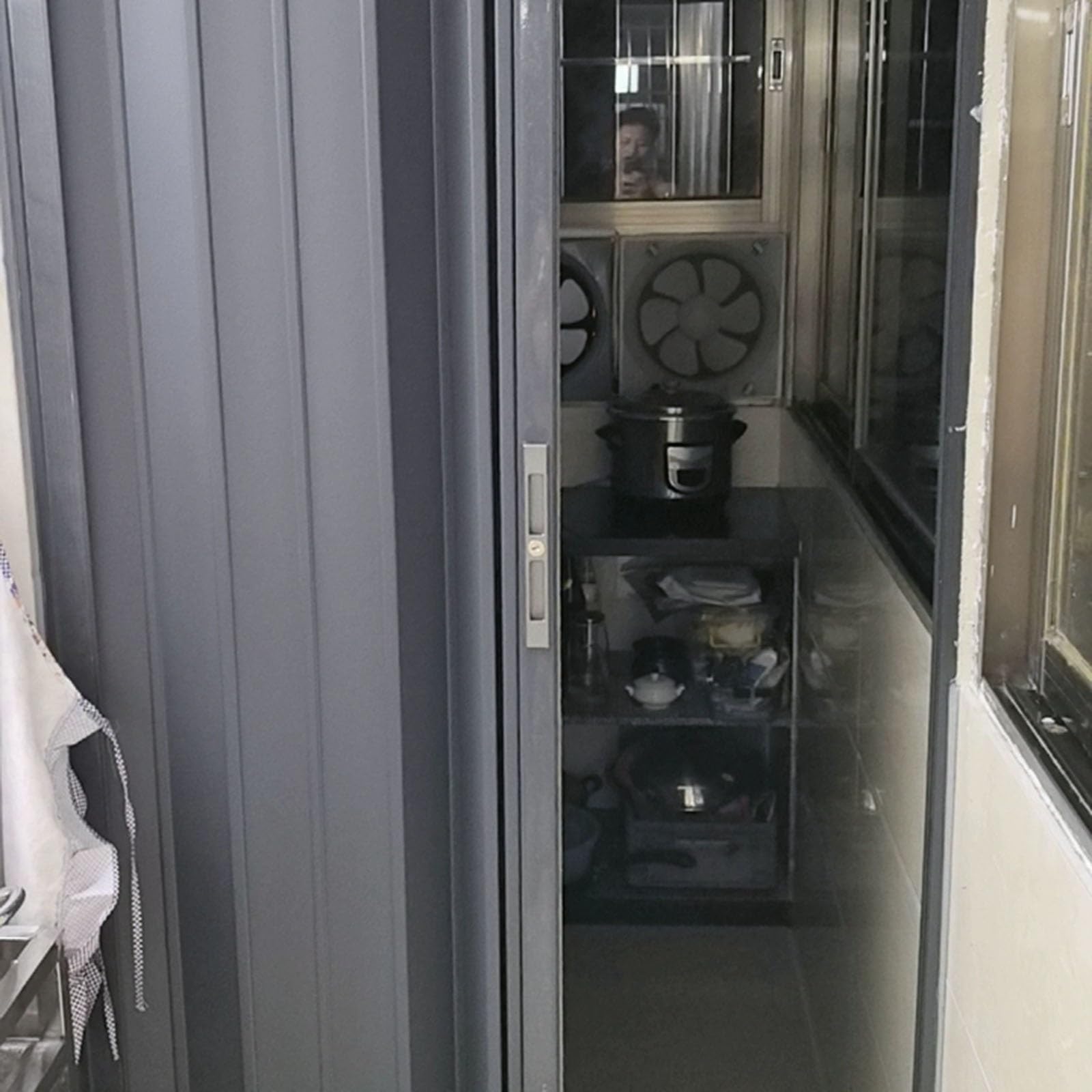 Portes pliantes Portes coulissantes pliables avec serrure/rail, porte rétractable en aluminium pour débarras/salle de bain/bureau/cuisine, taille et couleur personnalisables