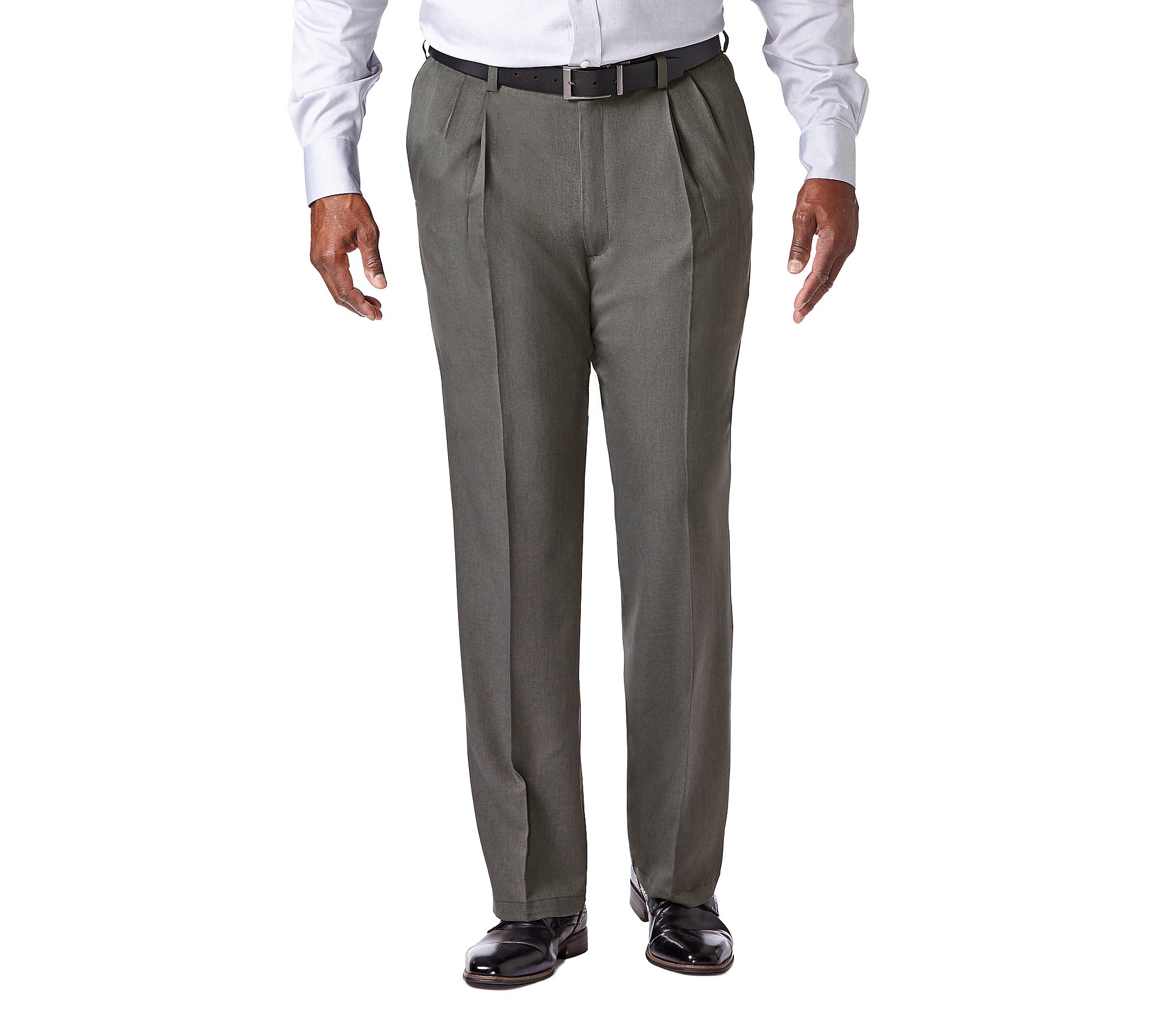 Haggar Mens Cool 18 Pro Classic Fit Pleat Front Hidden Expandable Waist Pant- Regular and Big Tall Sizes