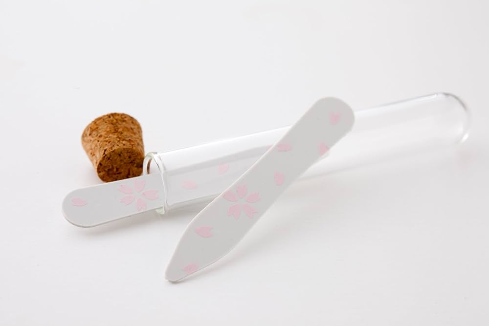 使い方色々！試験管容器。花瓶。EC商品容器。外箱セット。 使い方色々！試験管容器。花瓶。EC商品容器。外箱セット。