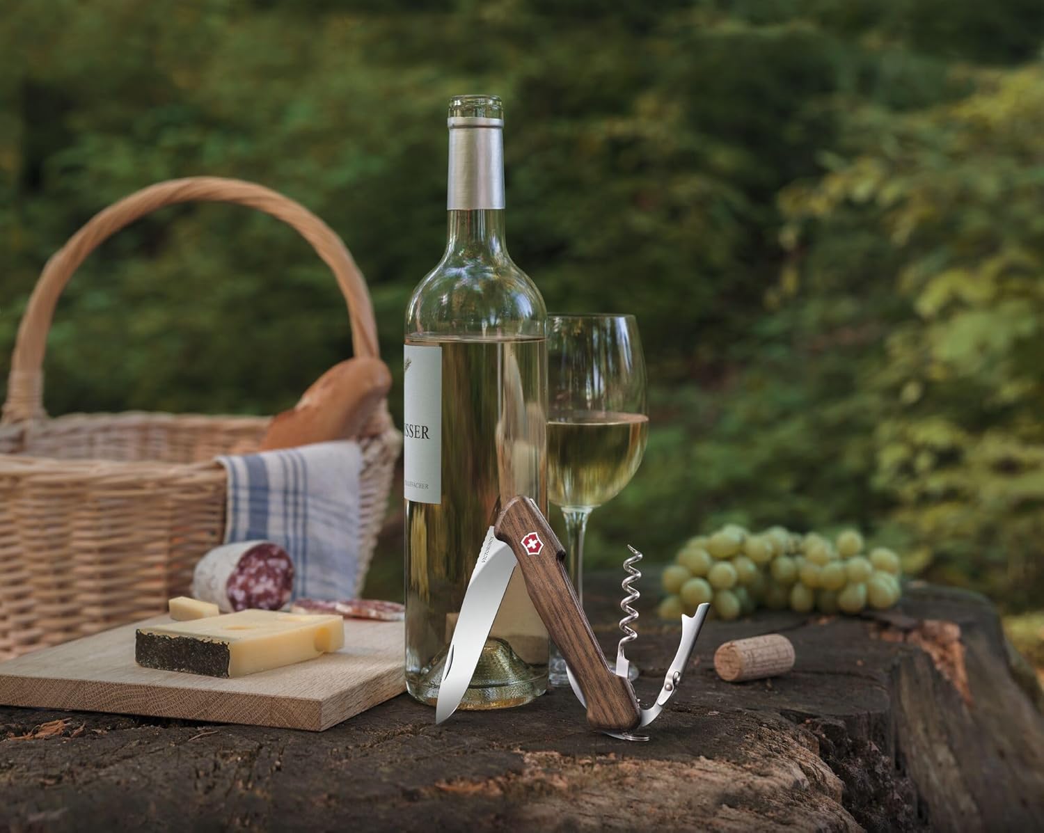 Victorinox Wine Master 6 Functions With Pouch Swiss Army Knife For the Wine Connoisseur in Walnut Wood 5.1 inches