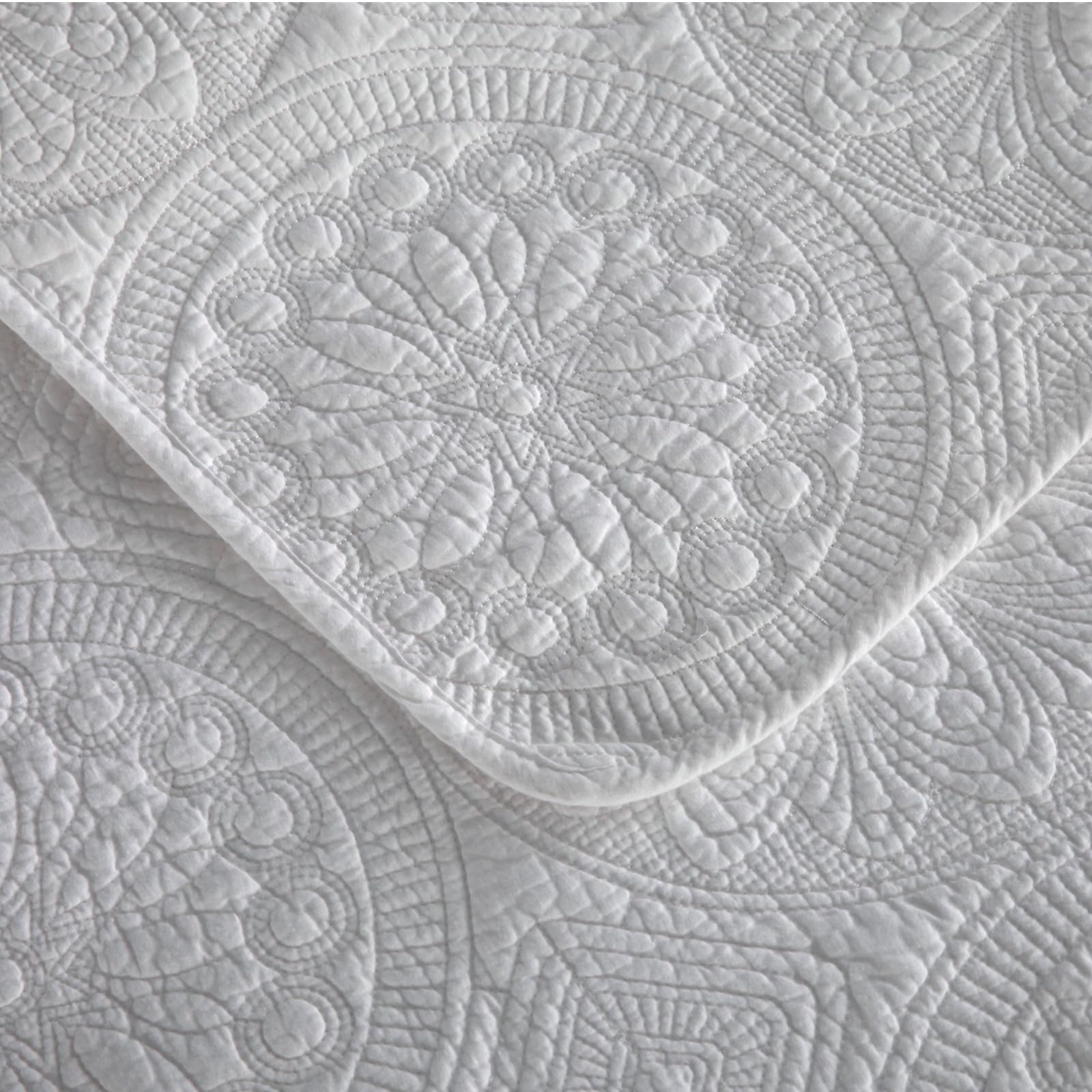 Qucover Unimall Tagesdecke, gesteppt, Tagesdecke, reinweiß, Baumwolle, Bedruckt, Stickerei, 3-teilig (Stil 8)