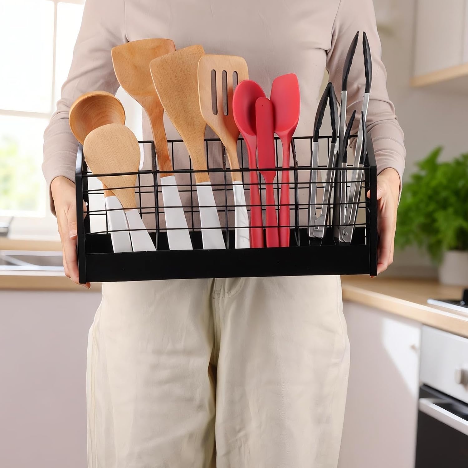 acDesign Kitchen Utensil Holder with 4 Compartments Wire Cooking Cooking Utensil Holder Organizer for Kitchen Countertop, Spatula, Tong, Spoon