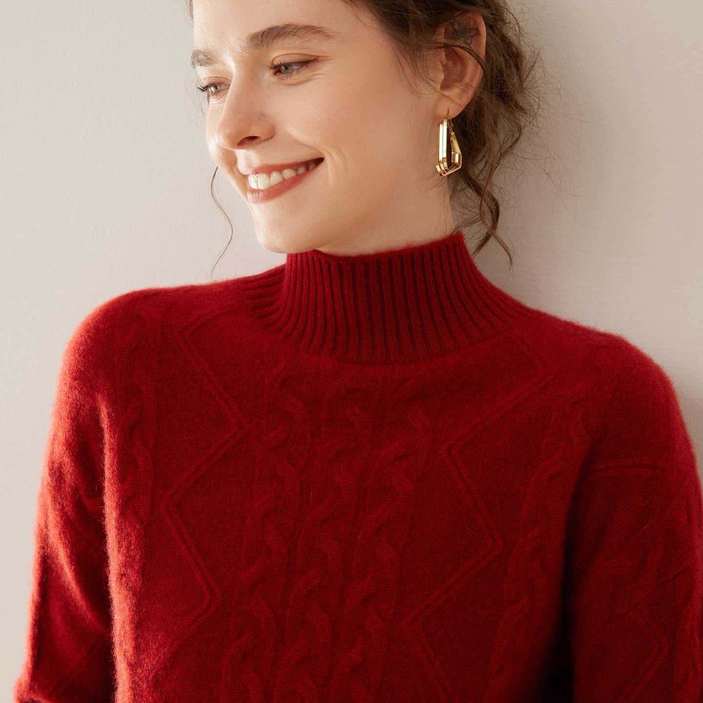 Women's Cashmere and Merino Wool Blend Thick Knit Classic-Fit Long-Sleeve Turtleneck Sweater