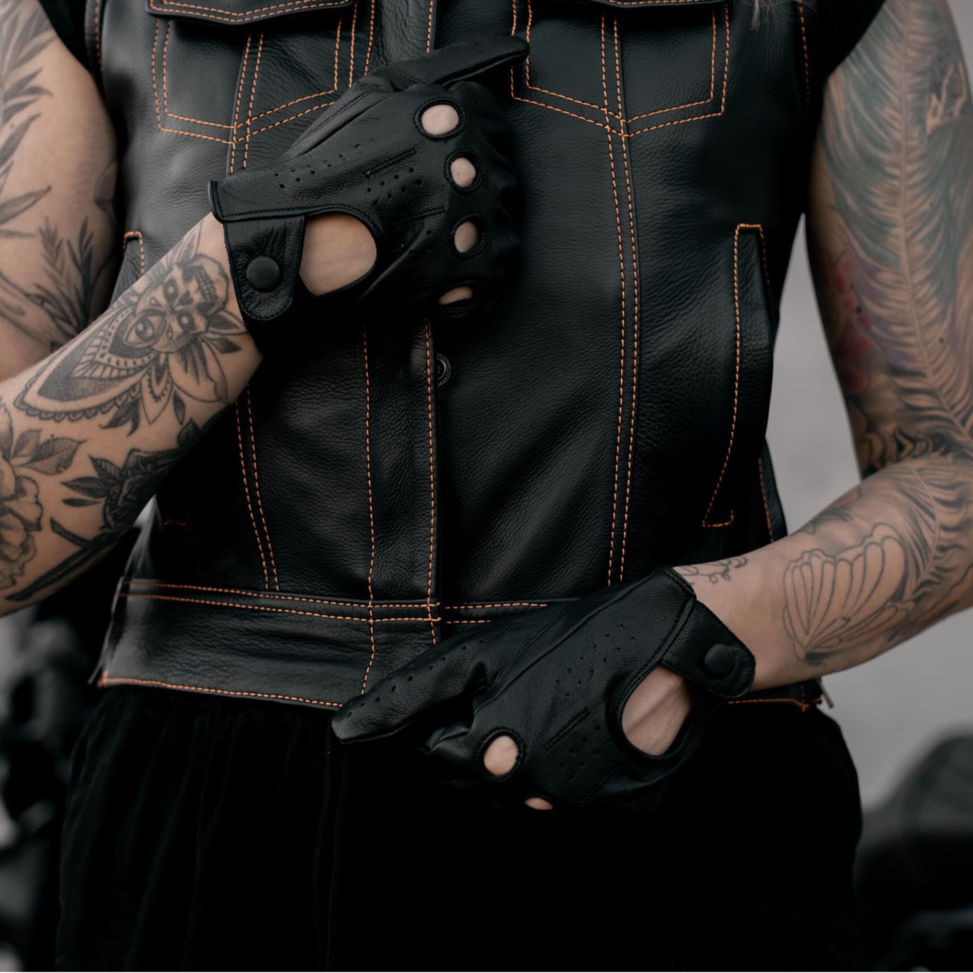 Leatherick Gants de conduite pour hommes - Gants de conduite souples et perforés avec trous de respiration pour les articulations, idéaux pour l'extérieur et les voyages