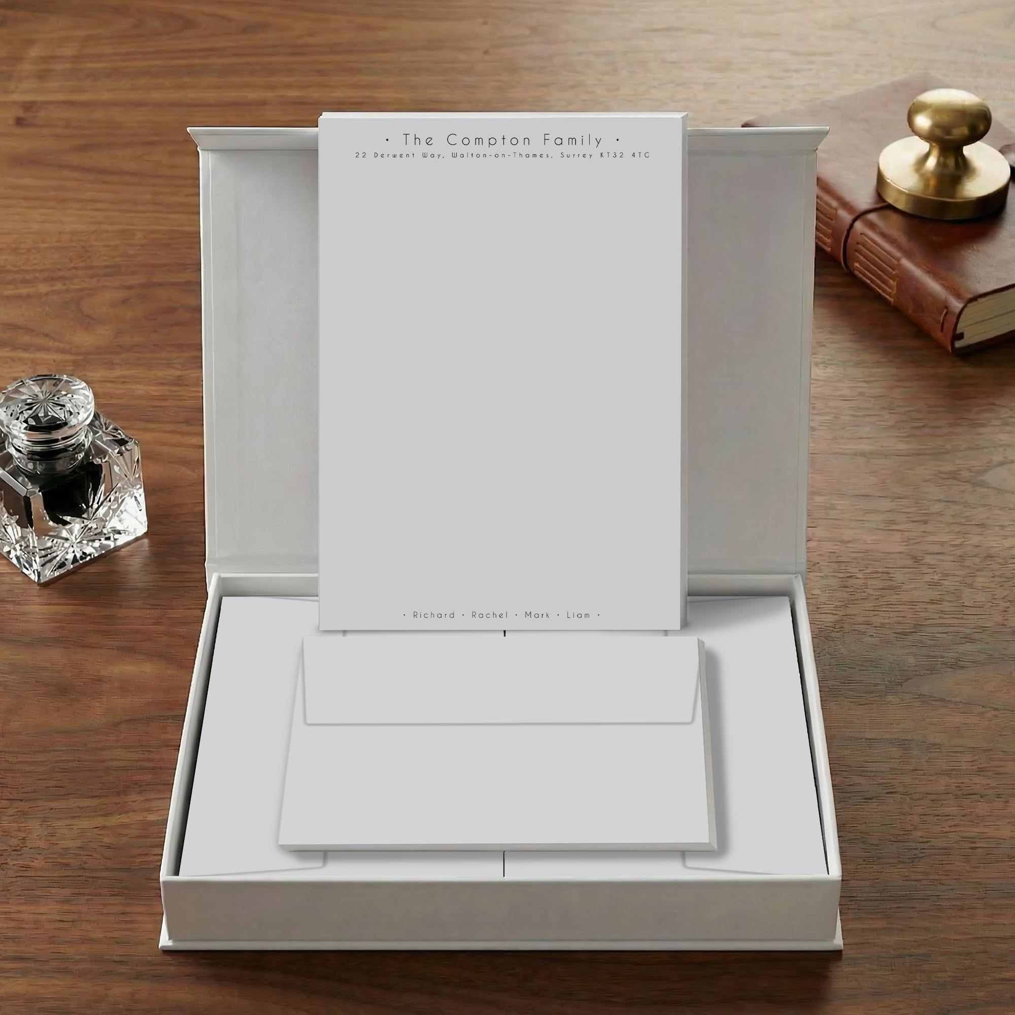 Me Loovely Modern Design Personalised Paper and Envelopes Letter Writing Set Customized Luxury Stationary Supplies with Gift Box | (A5 Size, Pack of 20)