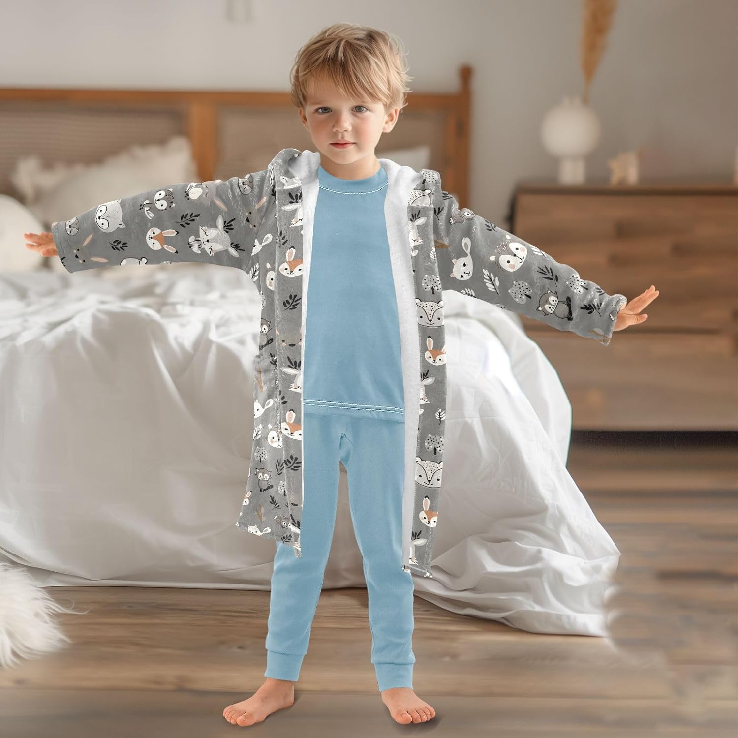 senya Grey Squirrel Head Toddler Hooded Bathrobe Kids Soft Plush Bath Towel Robes for Boys Girls 2-12 Years