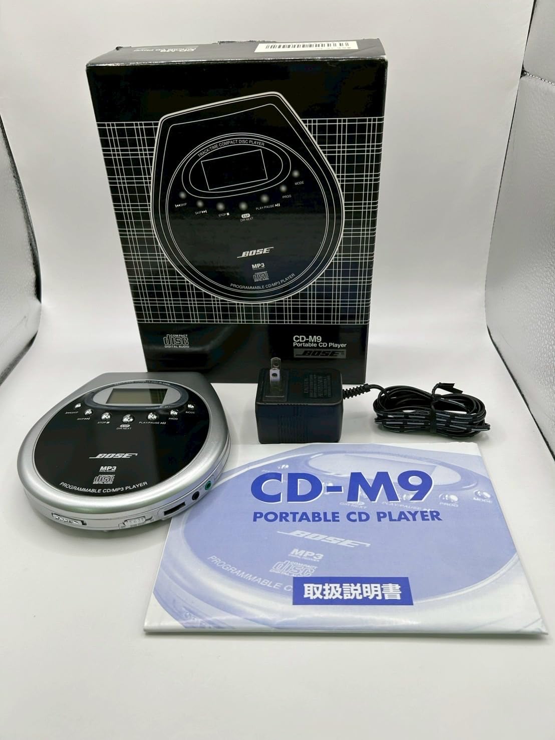 BOSE ポータブルCDプレーヤー CD-M9 Amazon.co.jp: Bose ポータブルCDプレイヤー CD-M9 MP3対応 : 家電＆カメラ
