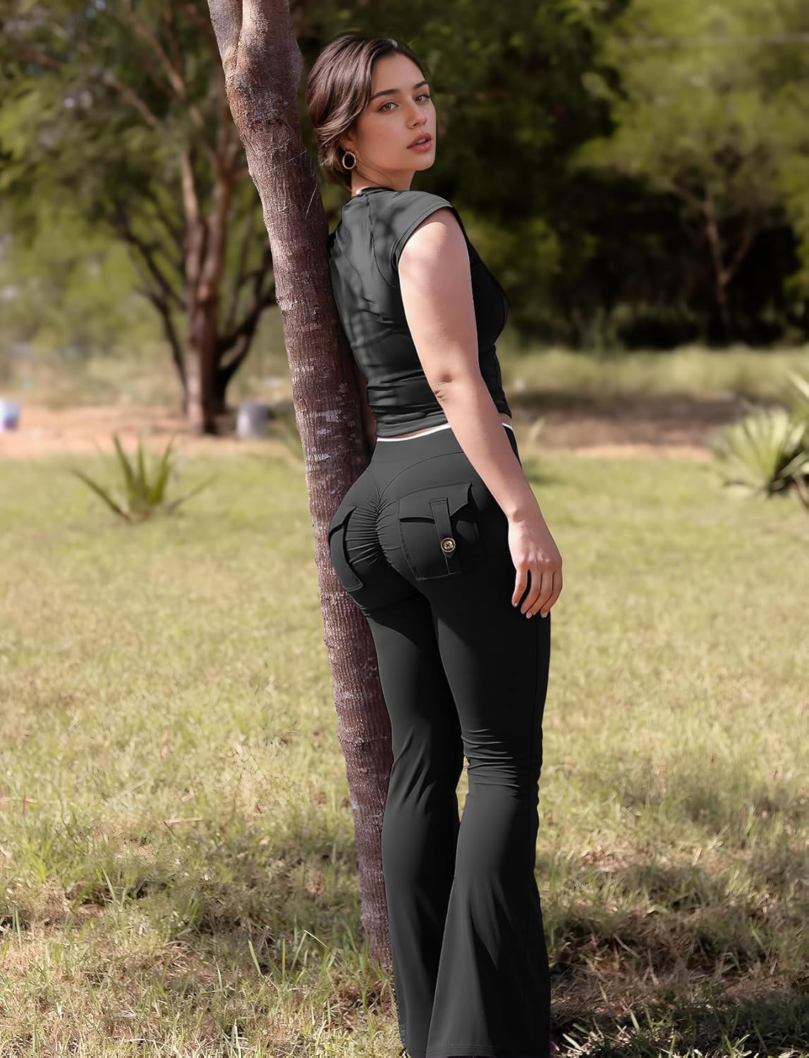 SEASUM V Wasist Flare Leggings with Pockets for Women White Trim Scrunch Workout Leggings Butt Lifting Gym Yoga Pants - Image 2