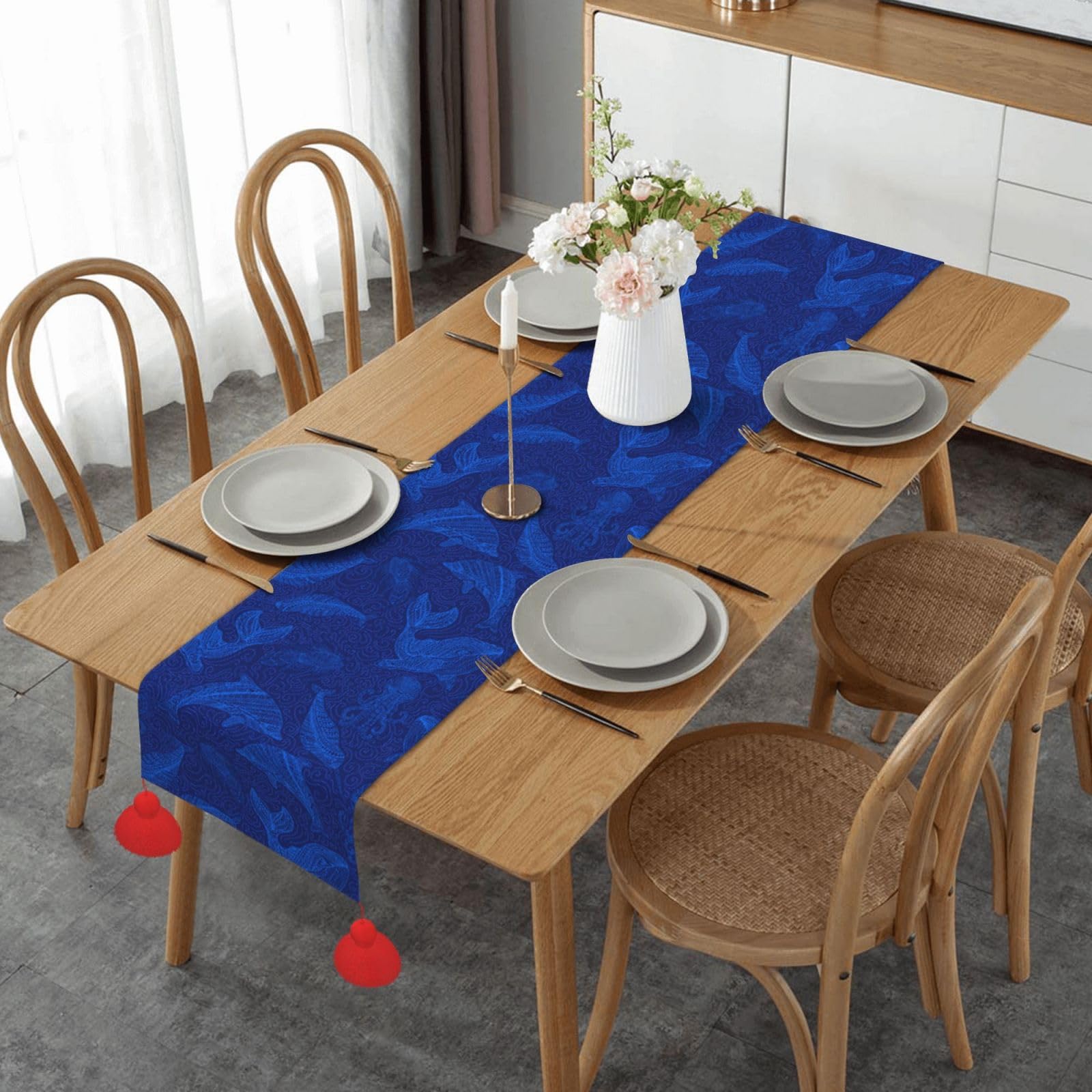 Chemin de table qui ne glisse pas imprimé narval pour protéger la table de salle à manger