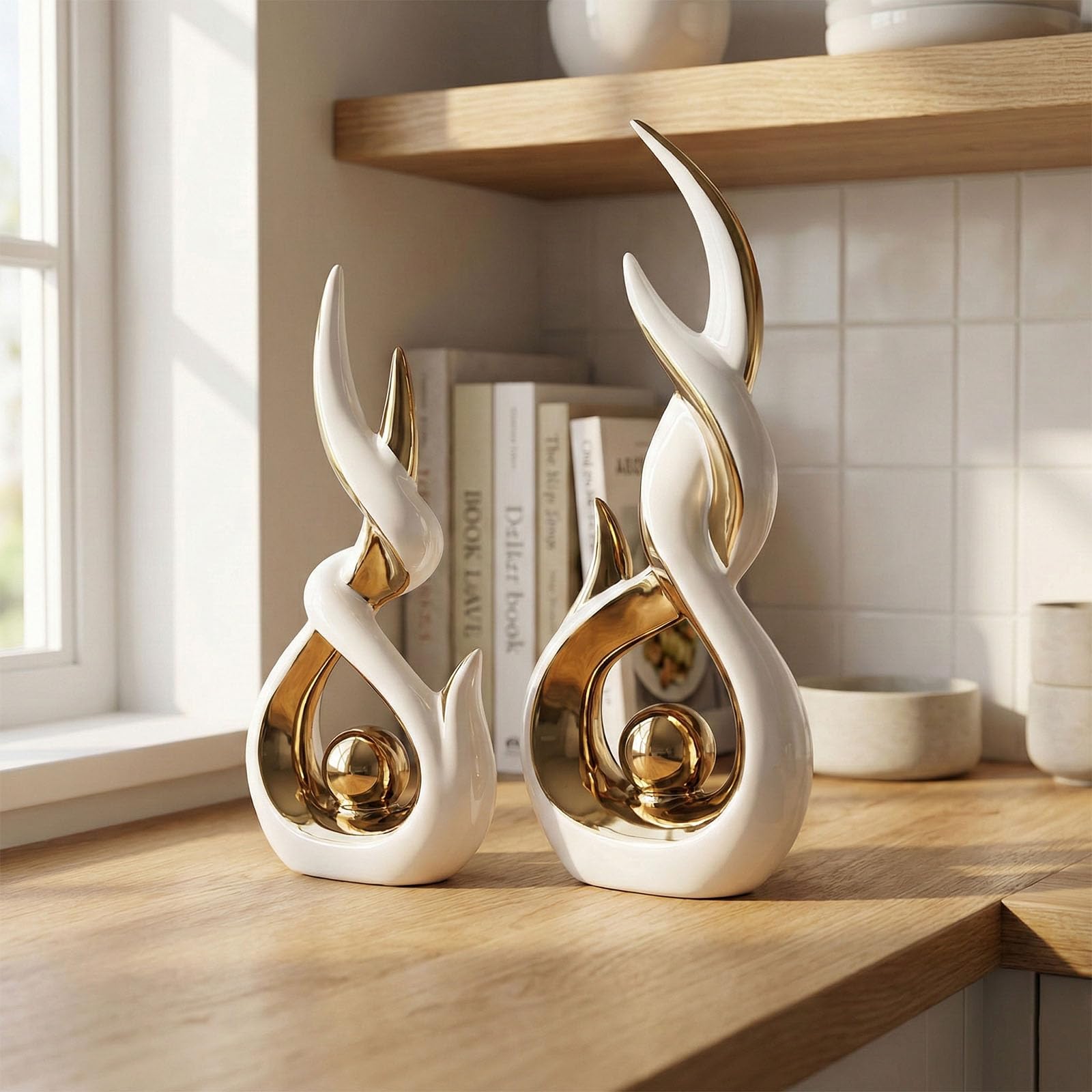 LCCCK Juego de 2 esculturas abstractas de cerámica blanca y dorada, modernas, galvanizadas, estatuas decorativas para sala de estar, estante, mesa, decoración del hogar, regalo de inauguración de la