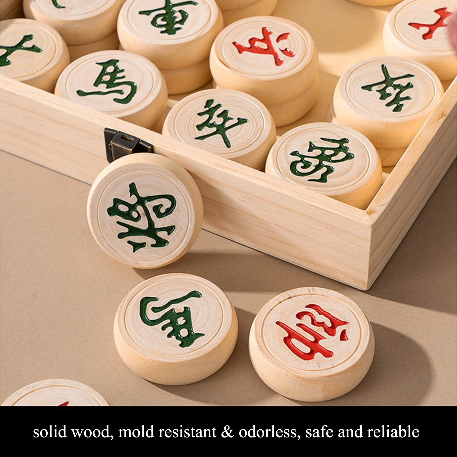 Ajedrez Chino Xiangqi Juego de Mesa con Piezas de ajedrez de Madera de Haya Juego de ajedrez de Viaje portátil Que Incluye Tablero de ajedrez de Cuero y Caja de Almacenamiento(5.8cm/2.3in)