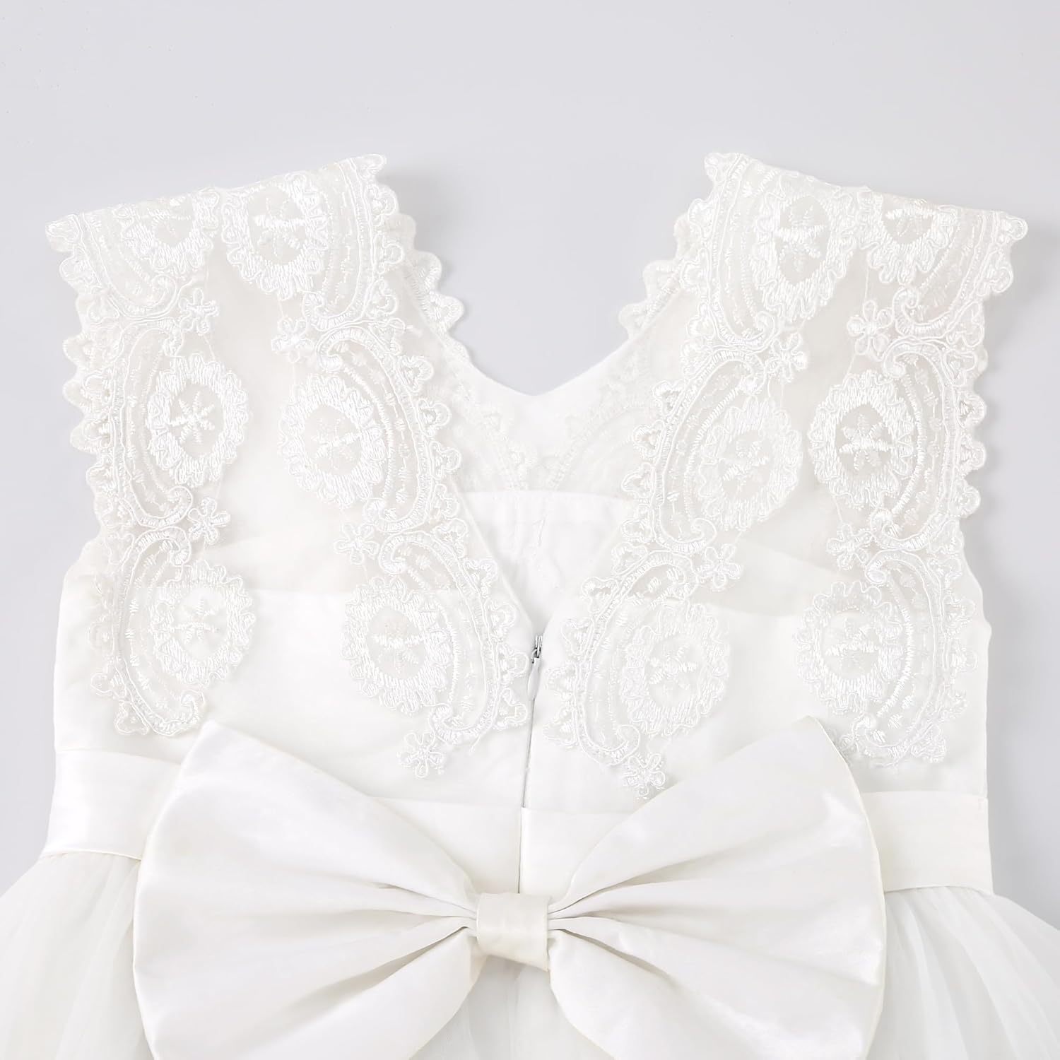 YALLET Flower Girl Dress Satin Sleeveless Back V-Neck Girls Formal Dress Lace Tulle Girls Ball Gown with Bow for Wedding Prom
