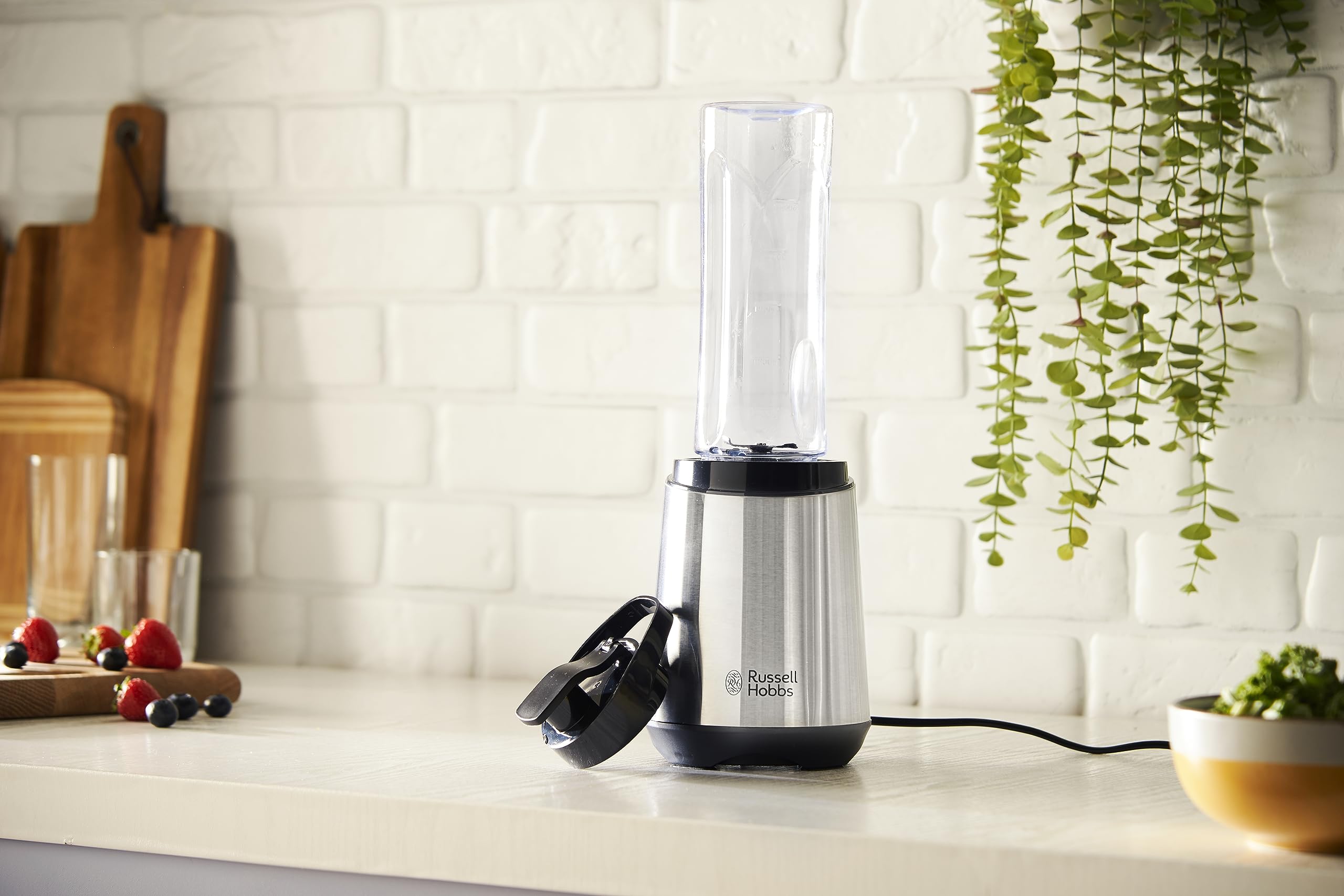 Russell Hobbs Blender [Portable, Compact, Léger] Mixeur (Puissant, 1 gourde portable 600ml + couvercle inclus sans BPA, Smoothie, Shaker protéine, lames en acier inox, lave-vaisselle) 23472-56