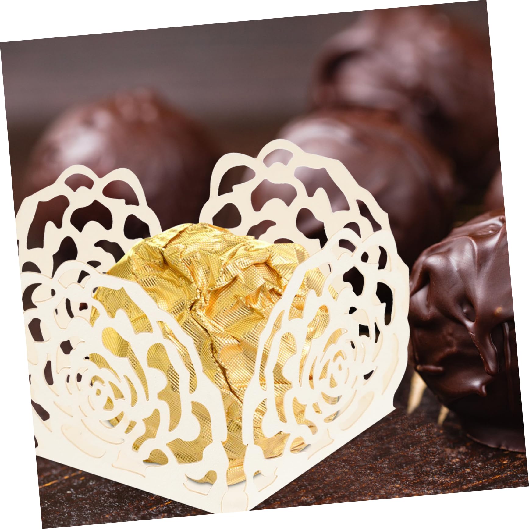 Amazon.co.jp: GREENADSCAPE 50個 チョコレートペーパーホルダー スイーツ スィーツ candy コイン チョコレートホイルの包み紙  チョコレート包装紙 デザートペーパートレイ チョコレート用ライナー紙 論文 : ホーム＆キッチン