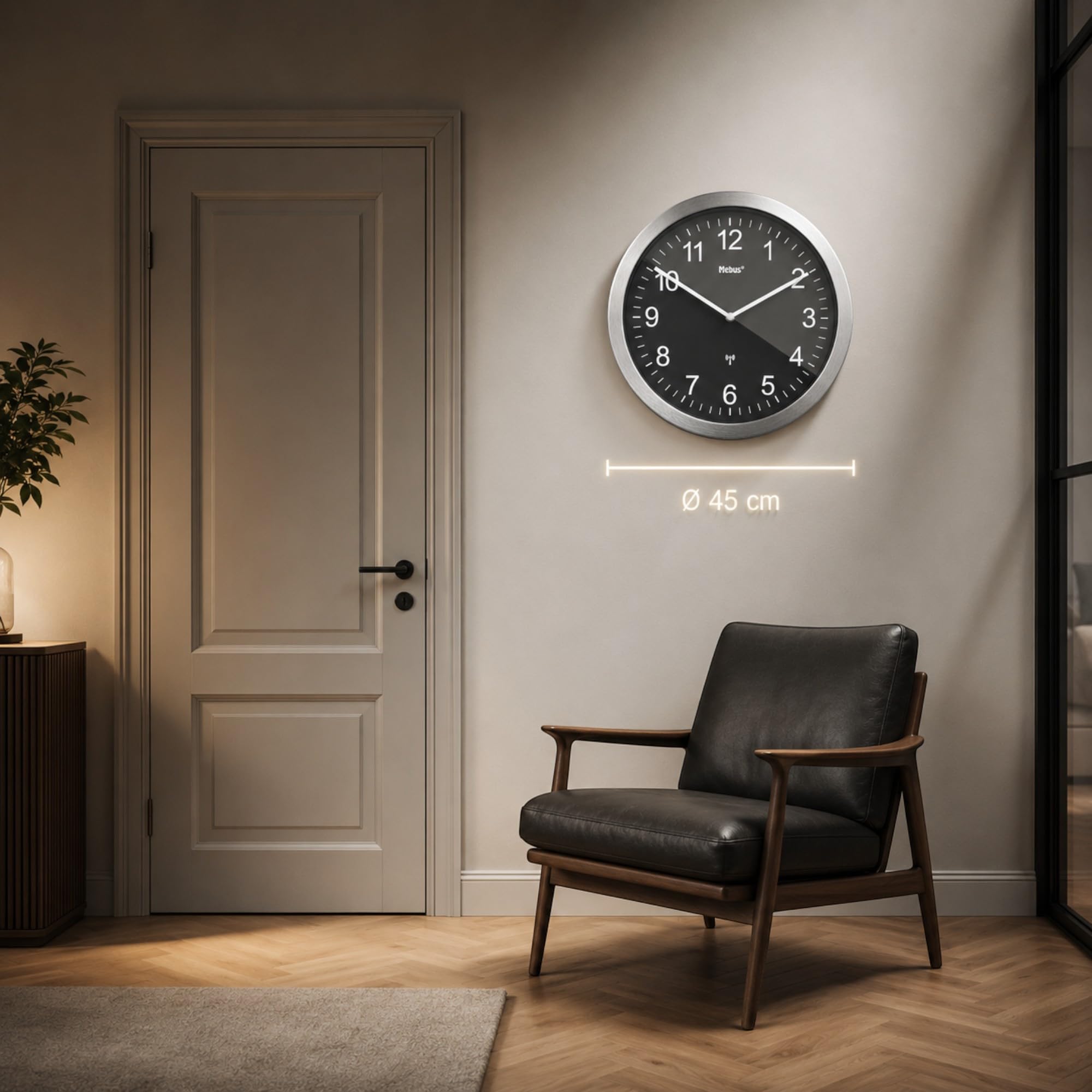 Mebus XXL Funkuhr Extra Große Wanduhr Lautlos Uhrwerk Kein Sekundenzeiger Ziffernblatt 45cm Durchmesser Modell 14120 Schwarz Silber 45 Zentimeter Durchmesser