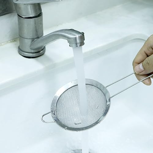 Miniatura 7 de 4 coladores de malla fina de acero inoxidable, pequeños coladores y tamices de metal con asas, 4 tamaños, colador de cocina versátil para remojar