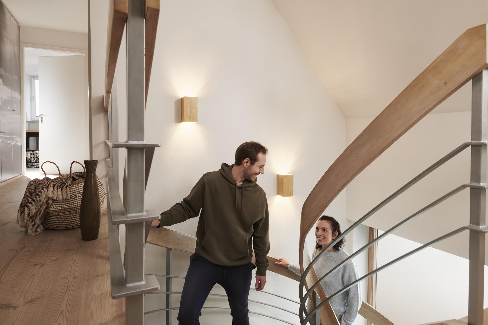LEDVANCE EDVANCE Lampada ORBIS WOOD SMART+ Wi-Fi, lampada da parete per interni a LED dimmerabile, illuminazione 14W, 3000-6500K, 600lm, forma quadrata in vero legno, 21x11cm